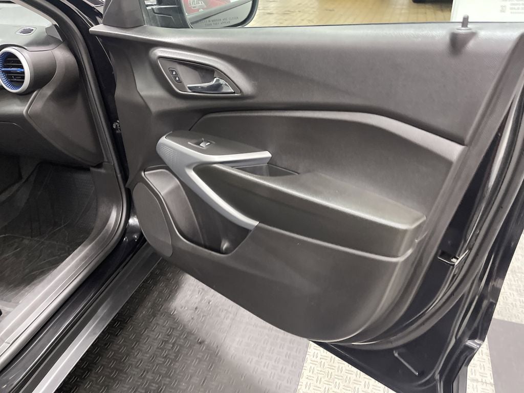 2025 Chevrolet Trax FWD LS
