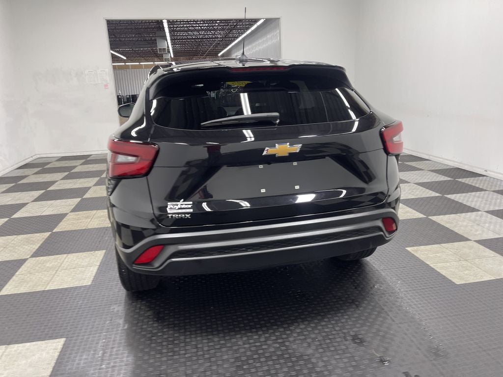 2025 Chevrolet Trax FWD LS