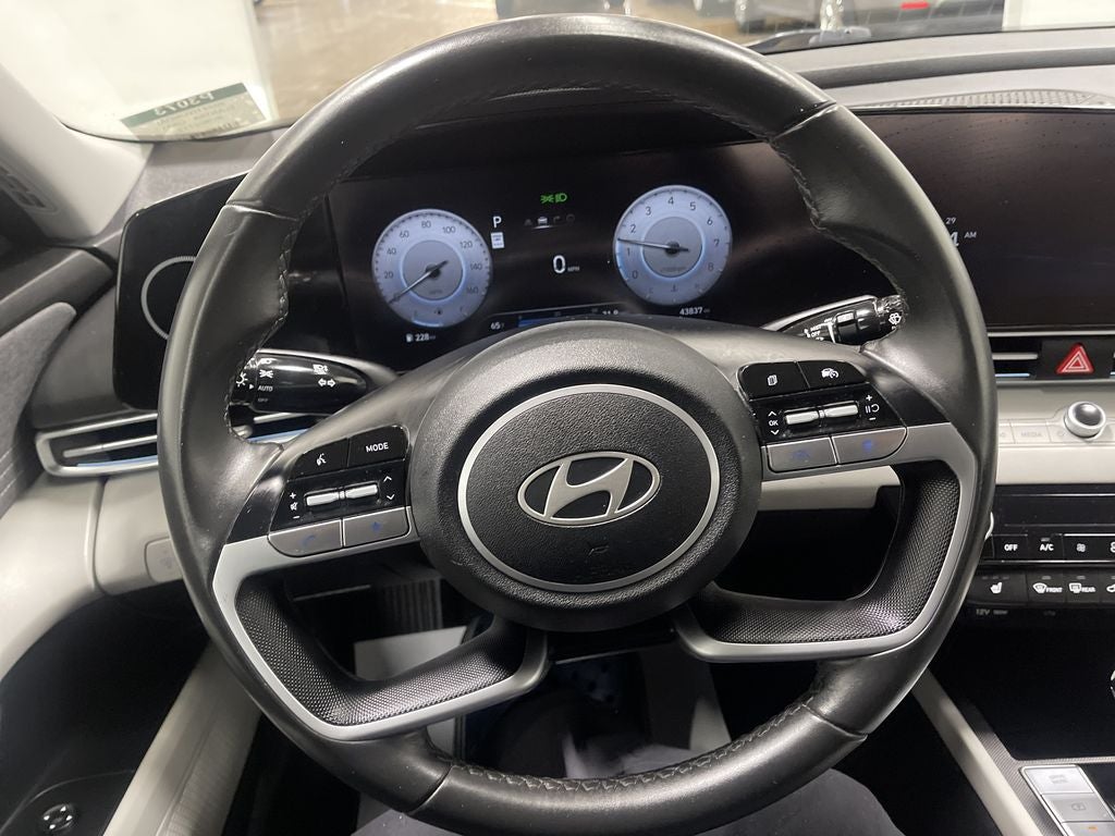 2024 Hyundai Elantra Limited