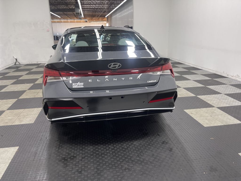 2024 Hyundai Elantra Limited