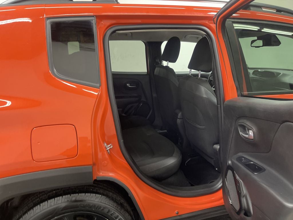 2017 Jeep Renegade Altitude FWD