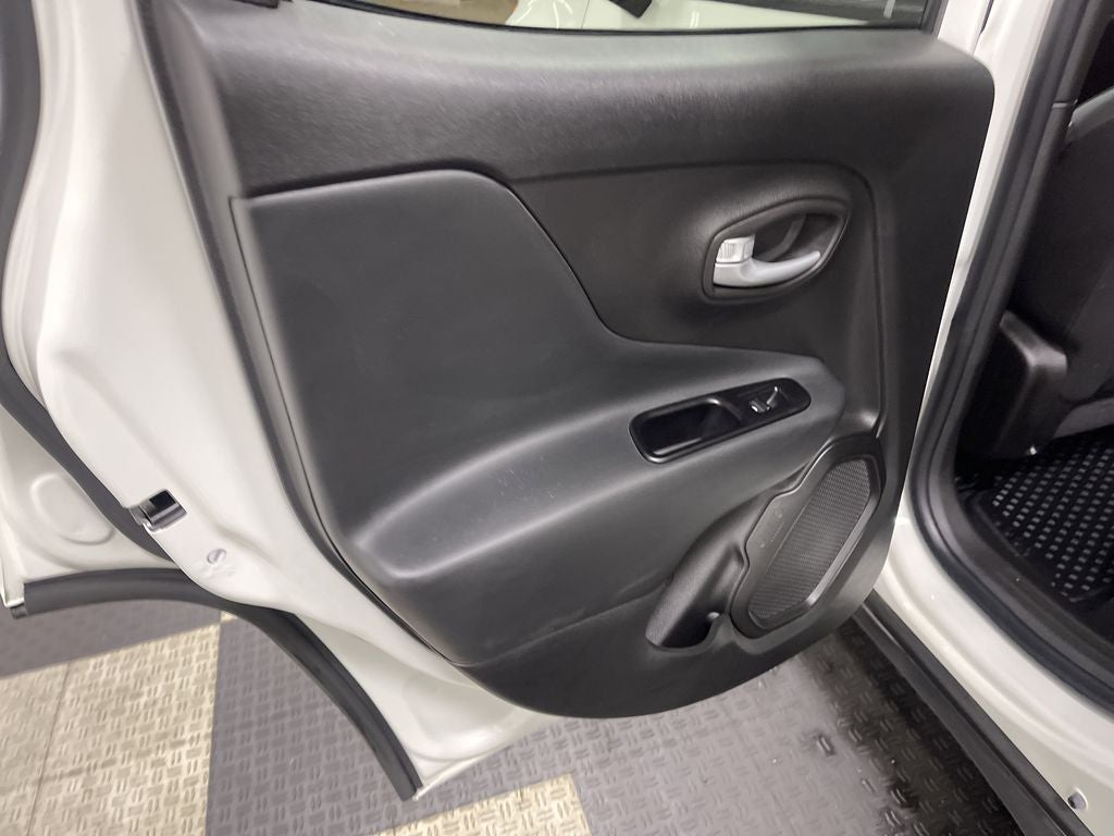 2023 Jeep Renegade Altitude 4x4