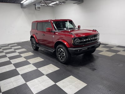 2026 Ford Bronco Outer Banks