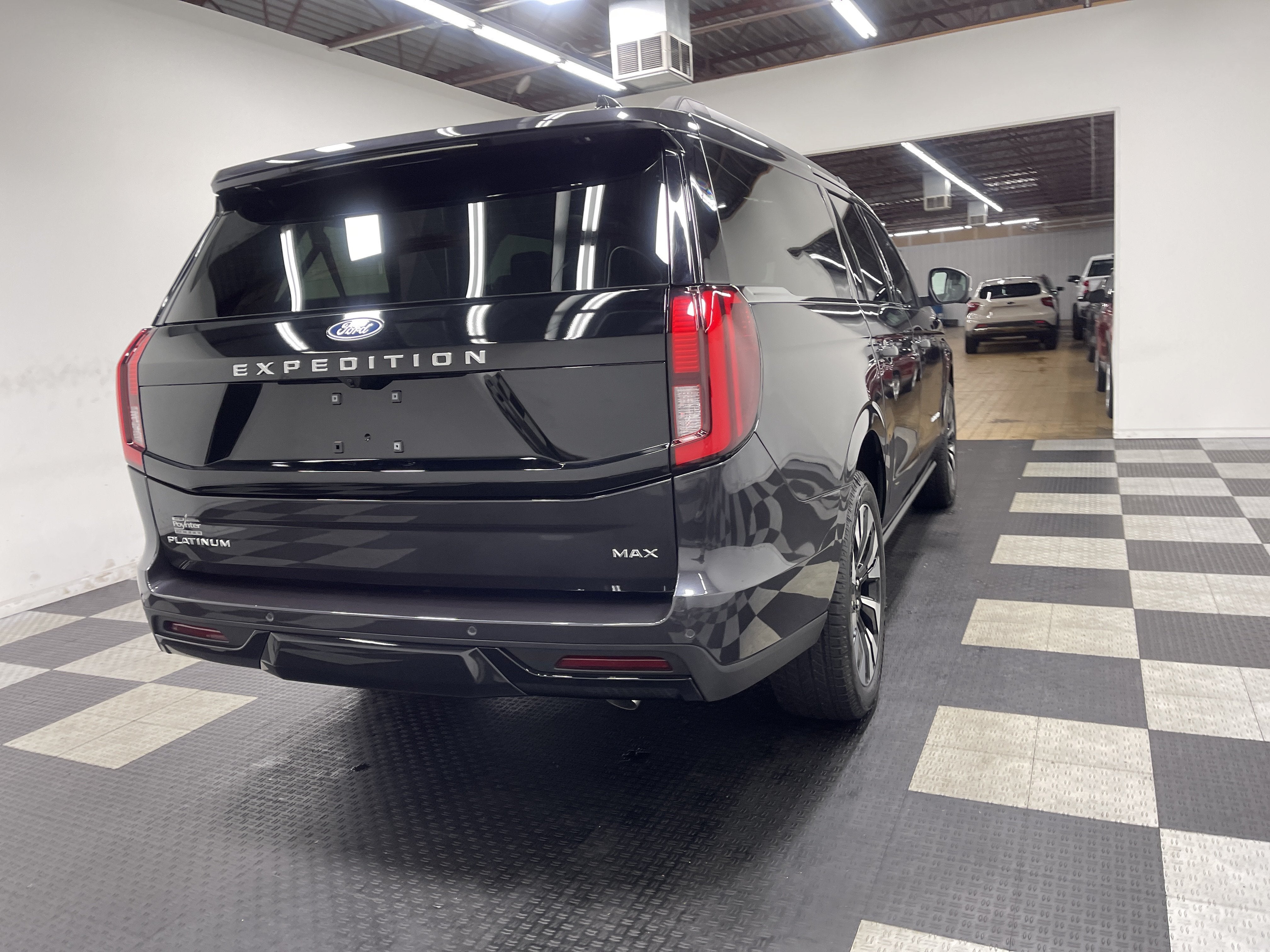 2027 Ford Expedition Max Platinum