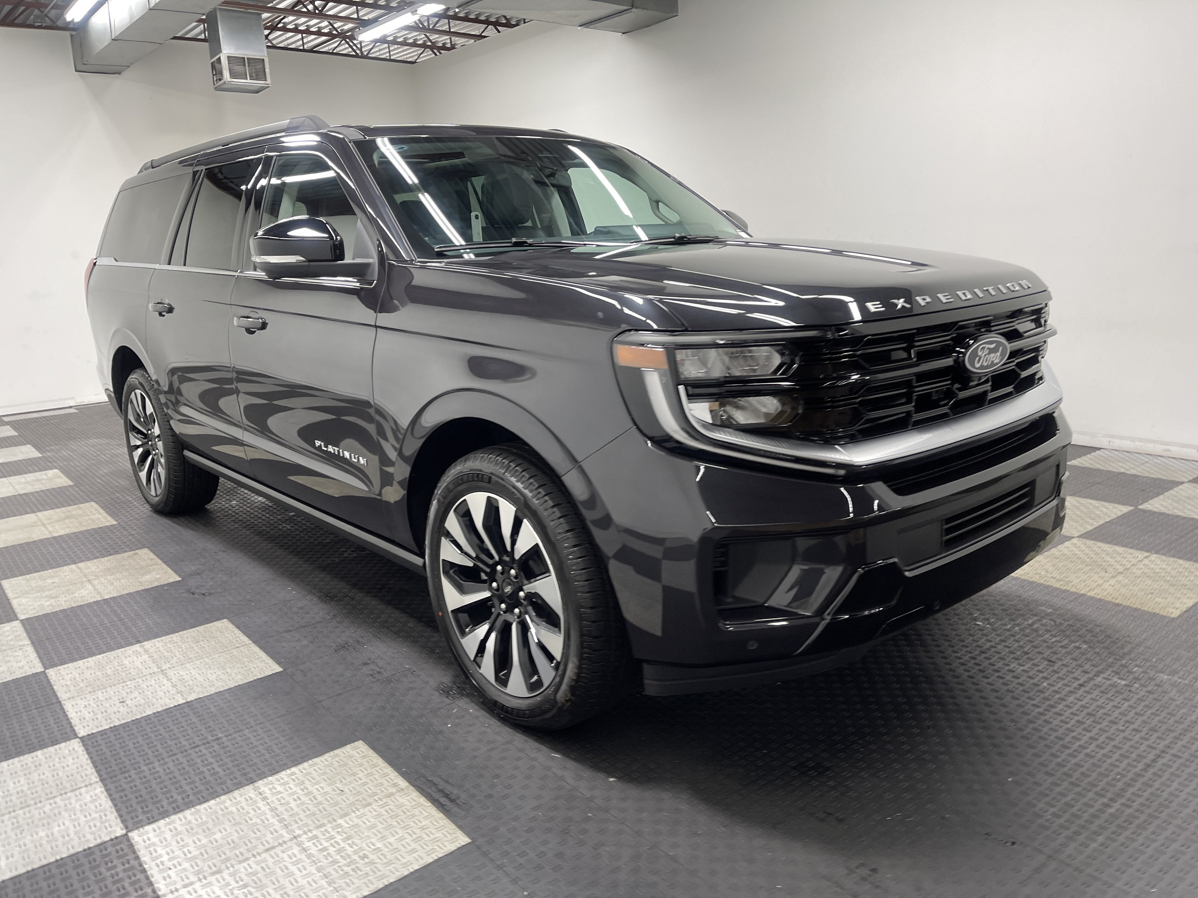 2027 Ford Expedition Max Platinum