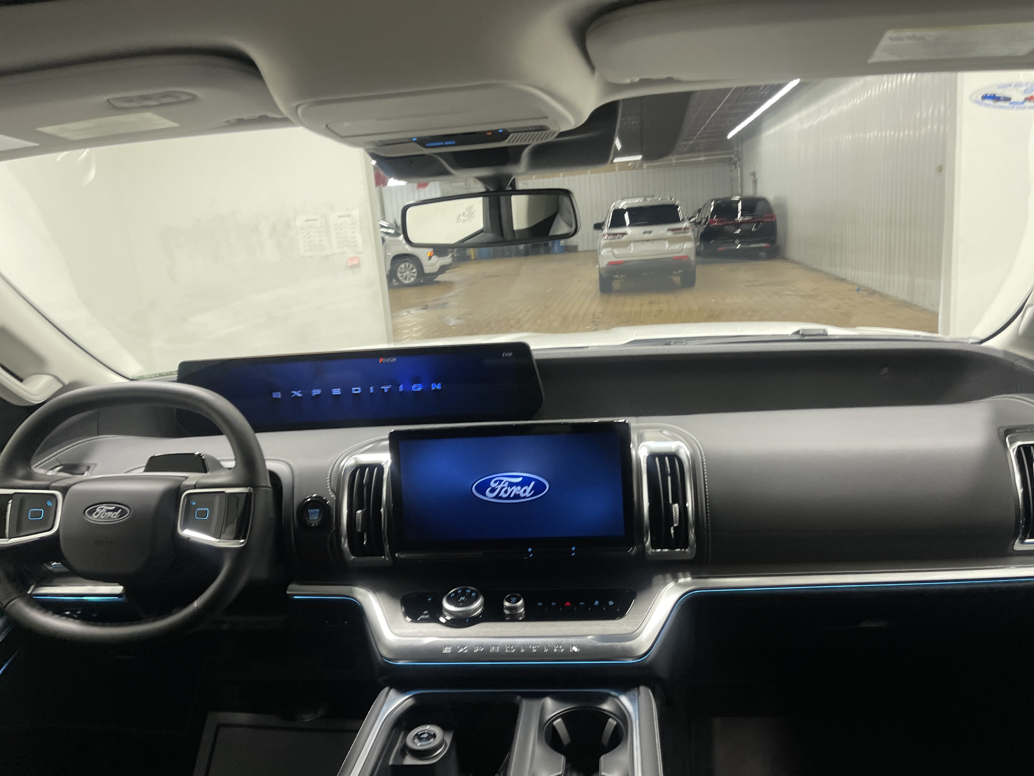 2027 Ford Expedition Max Platinum