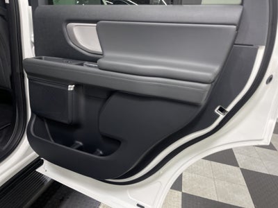2027 Ford Expedition Active