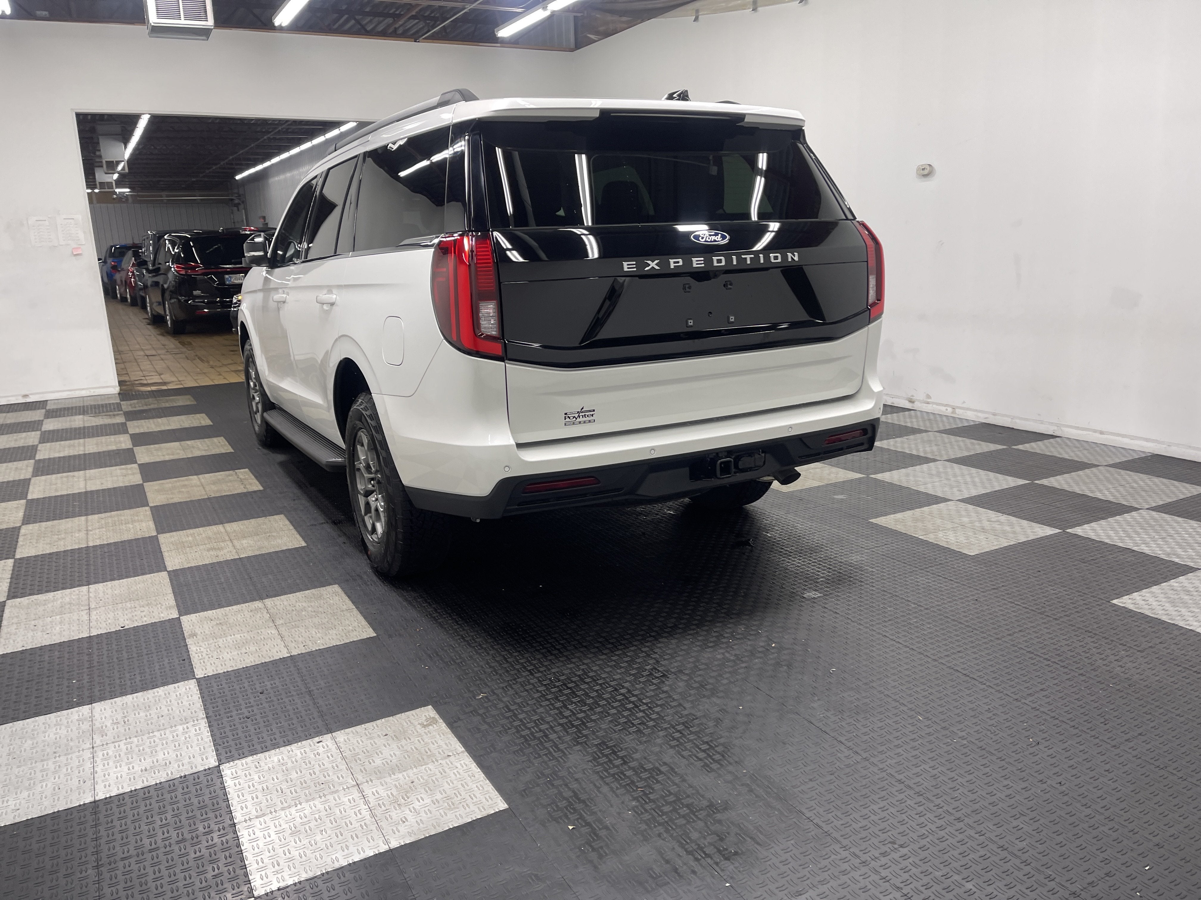 2027 Ford Expedition Active
