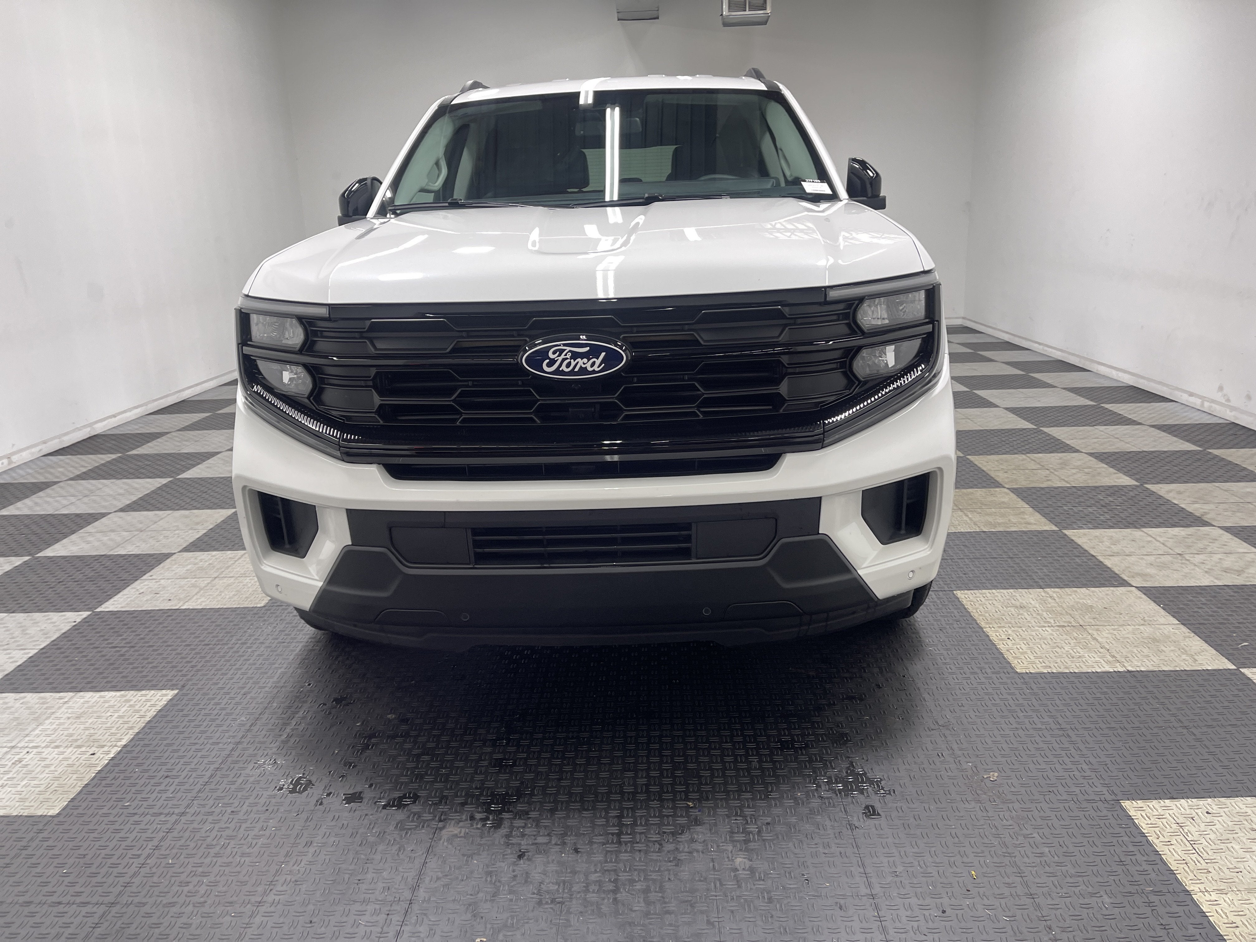 2027 Ford Expedition Active