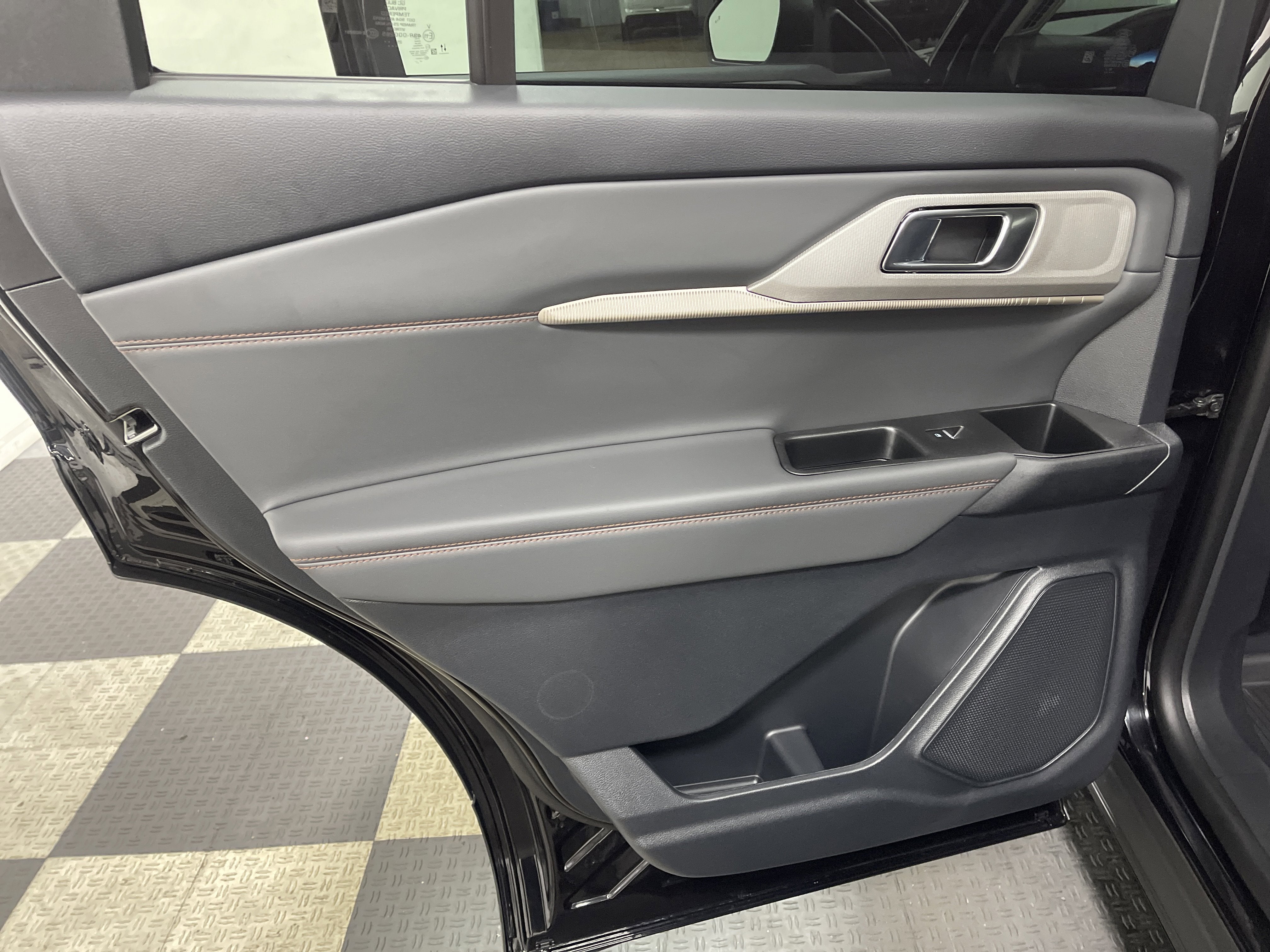 2026 Ford Explorer Active AWD