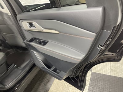 2026 Ford Explorer Active AWD