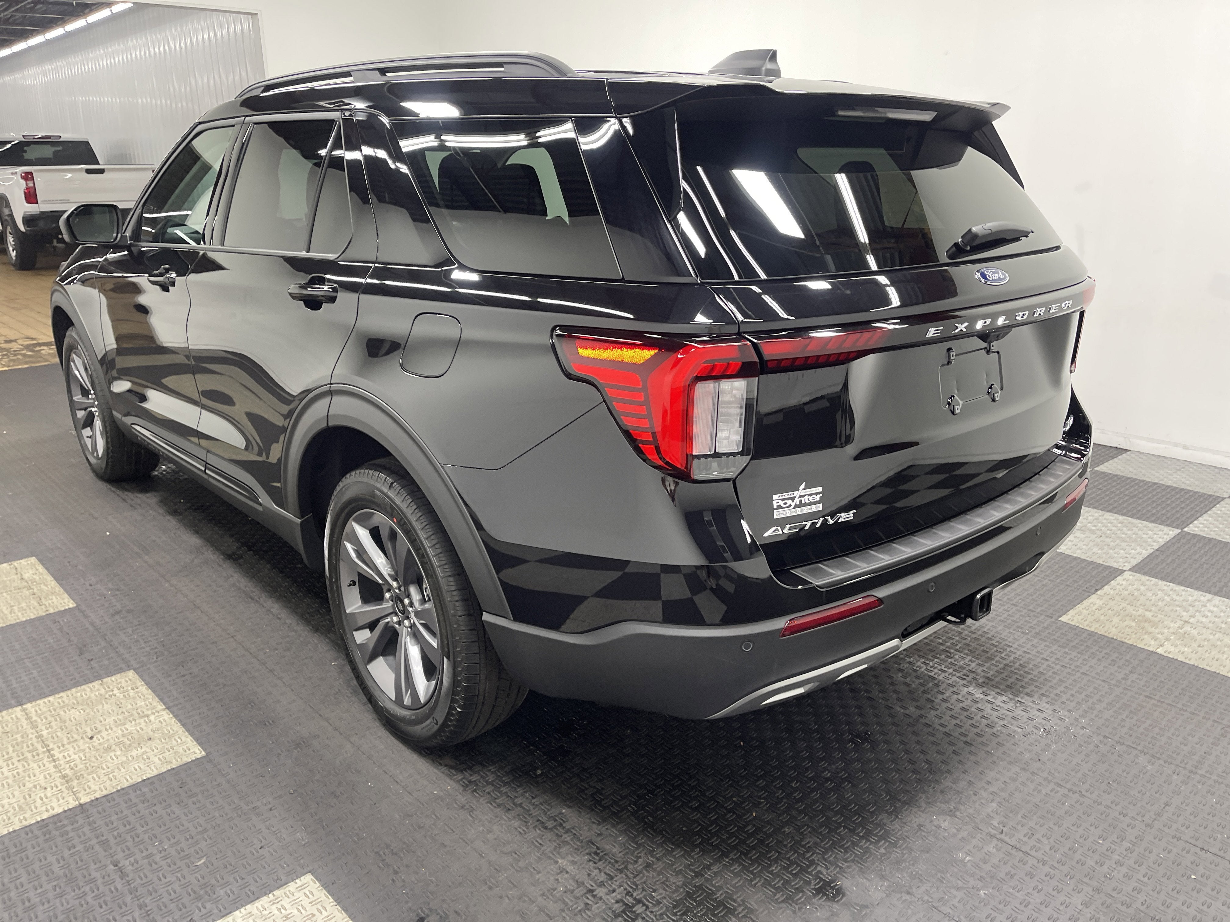2026 Ford Explorer Active AWD