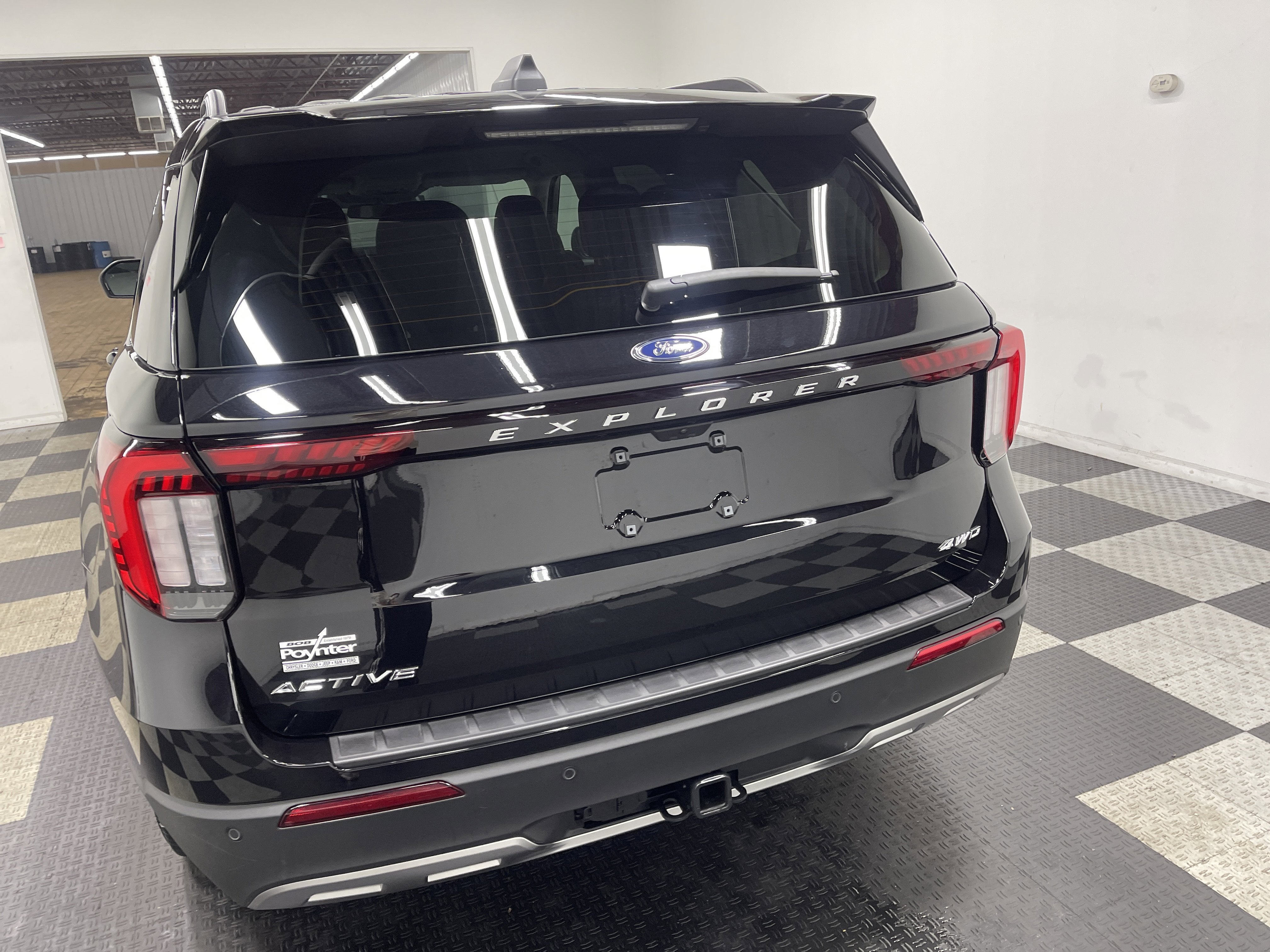 2026 Ford Explorer Active AWD