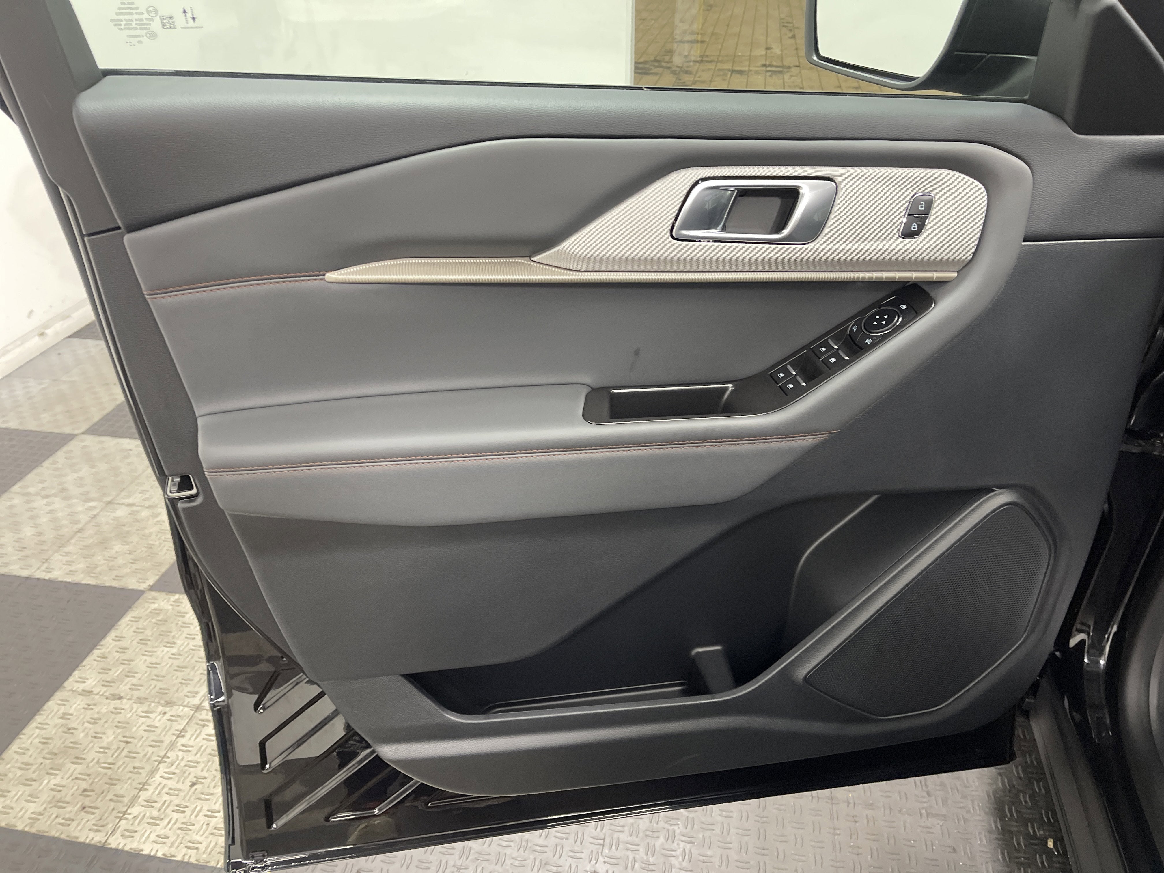 2026 Ford Explorer Active AWD