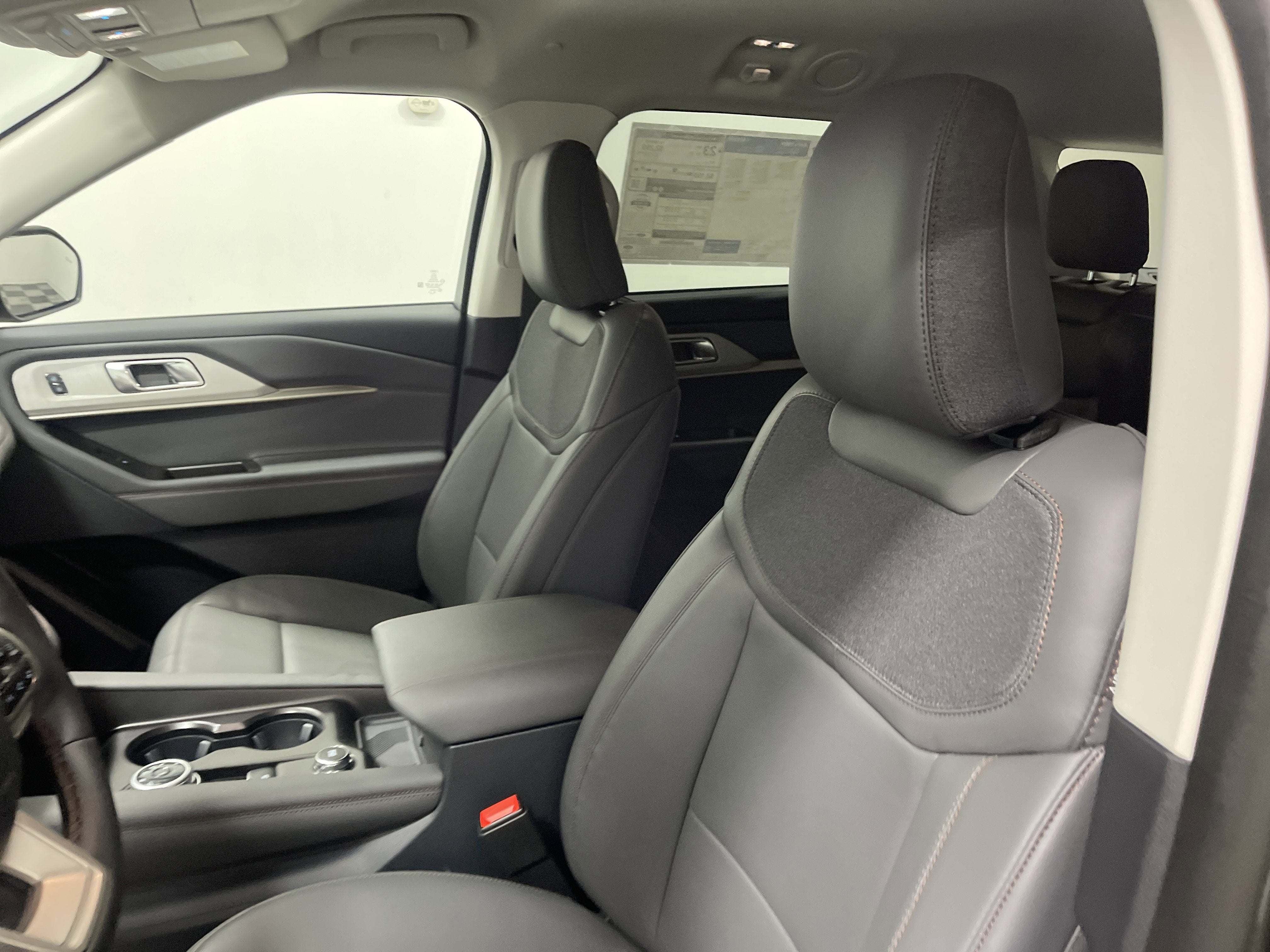 2026 Ford Explorer Active AWD