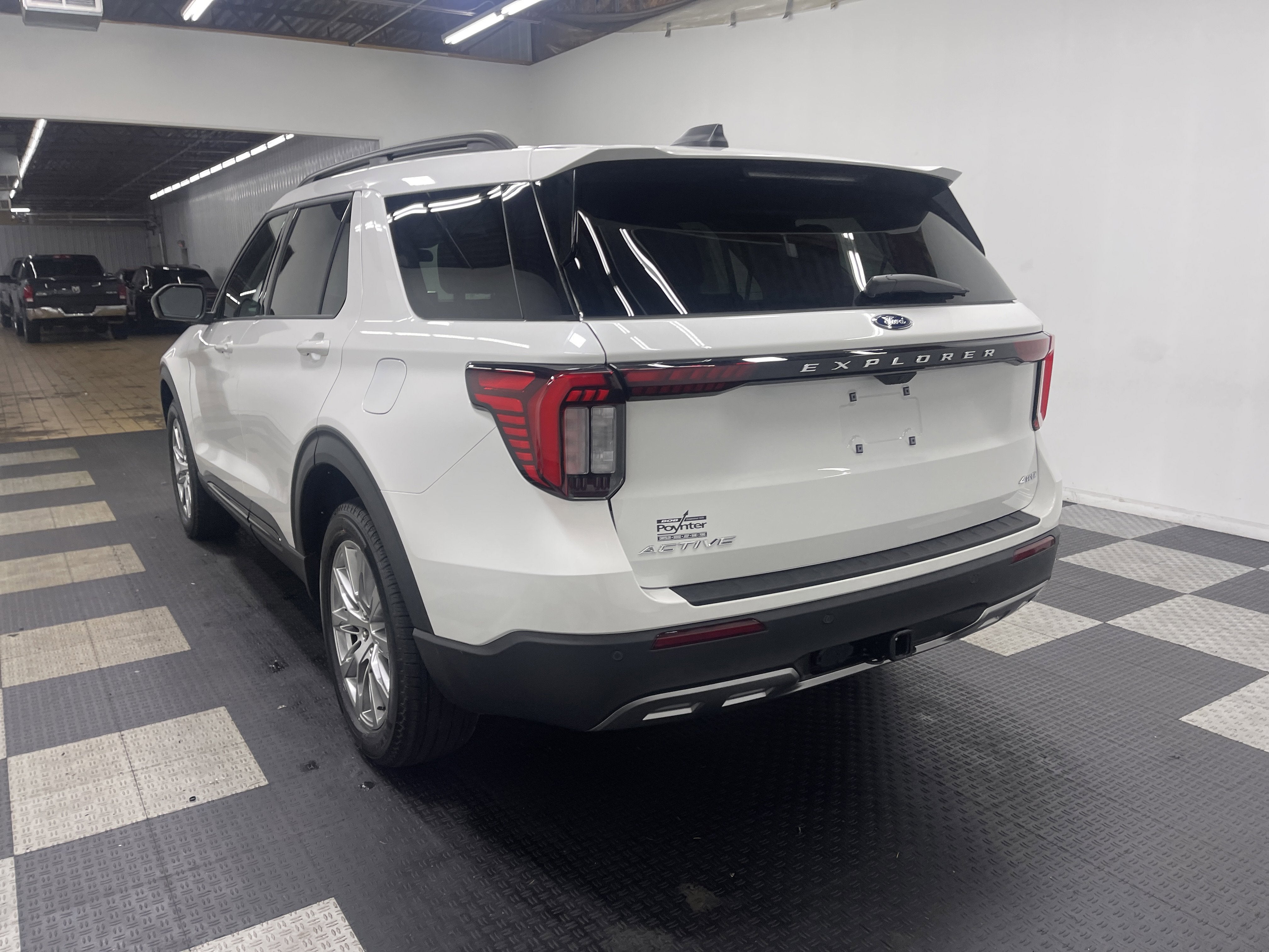 2026 Ford Explorer Active AWD