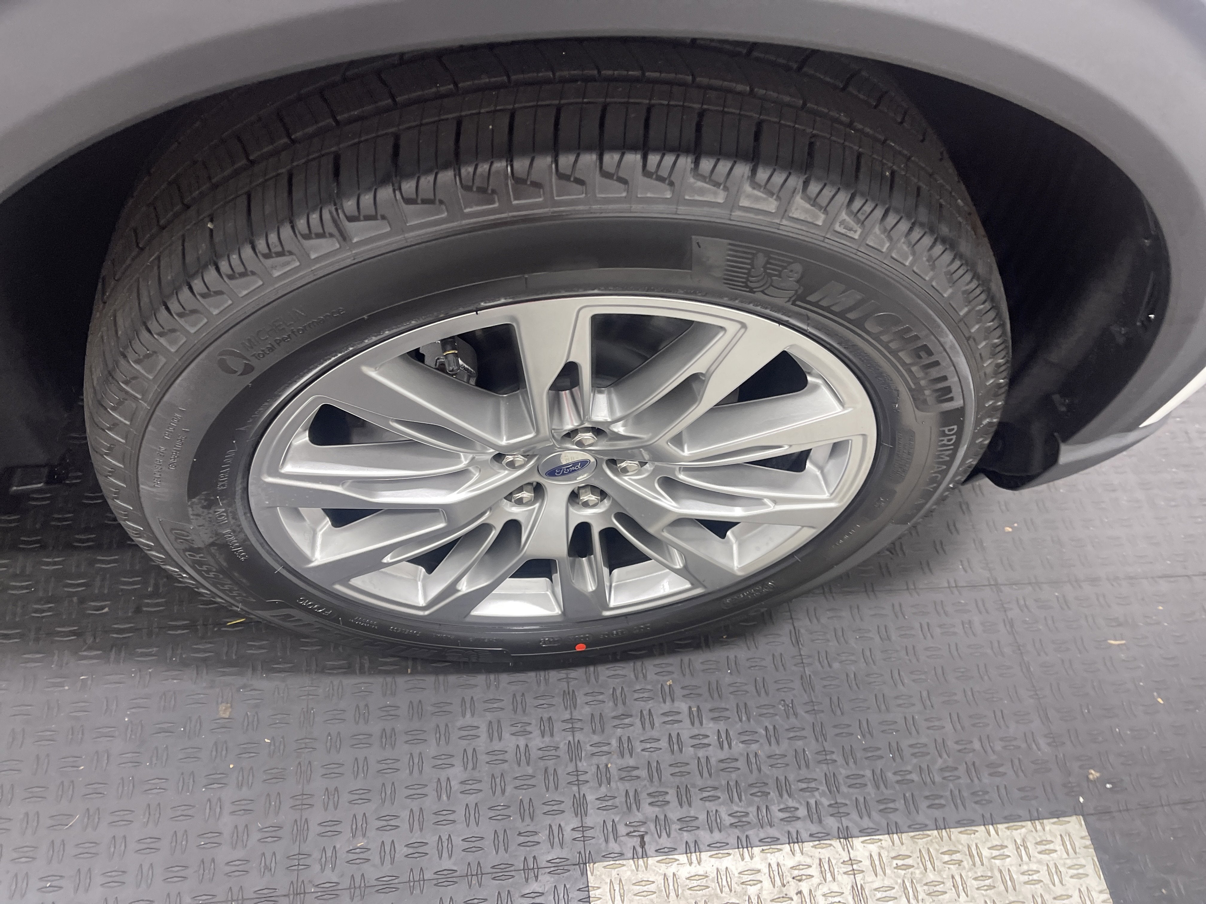 2026 Ford Explorer Active AWD