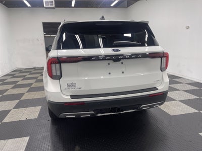 2026 Ford Explorer Active AWD