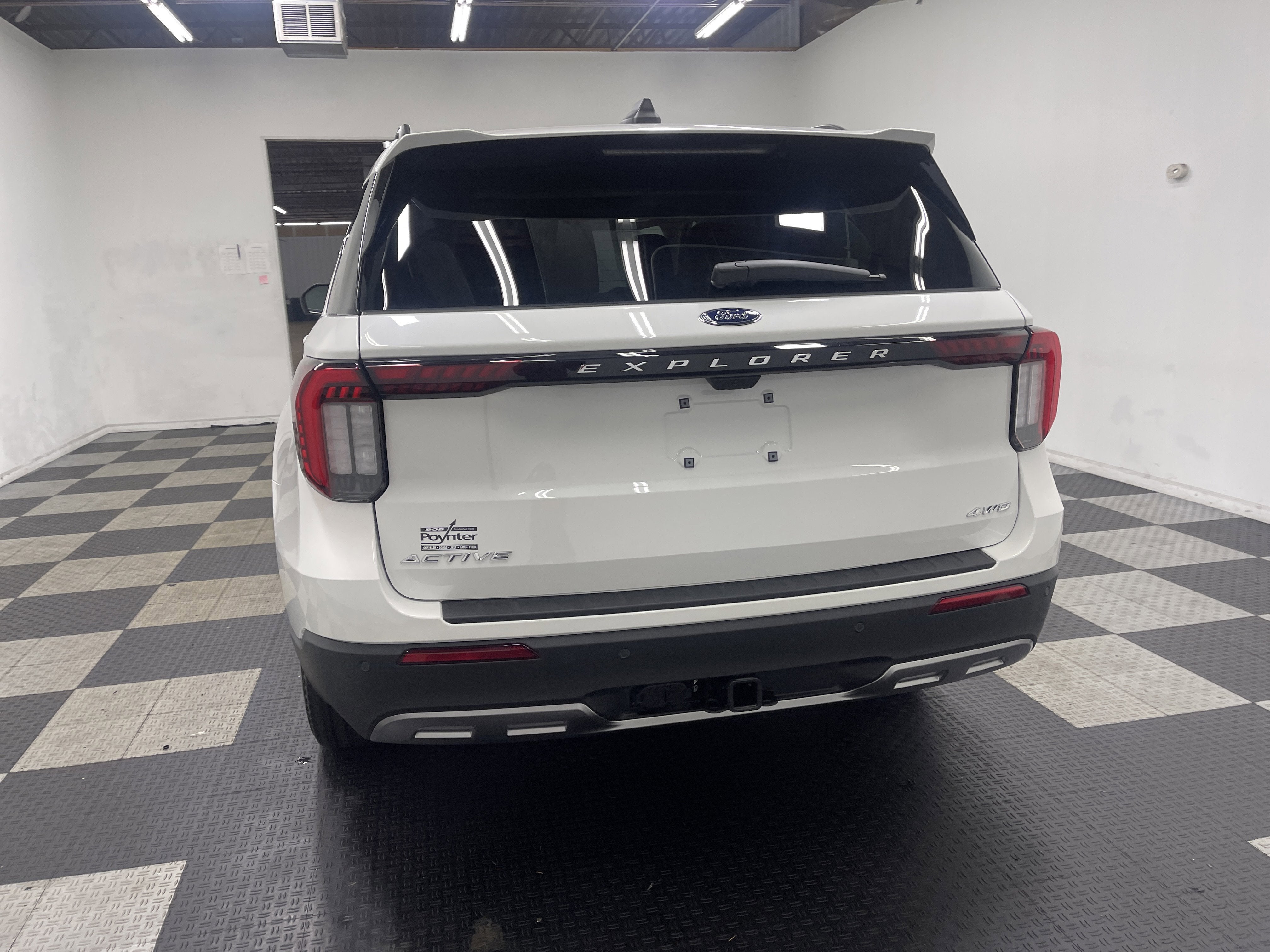 2026 Ford Explorer Active AWD