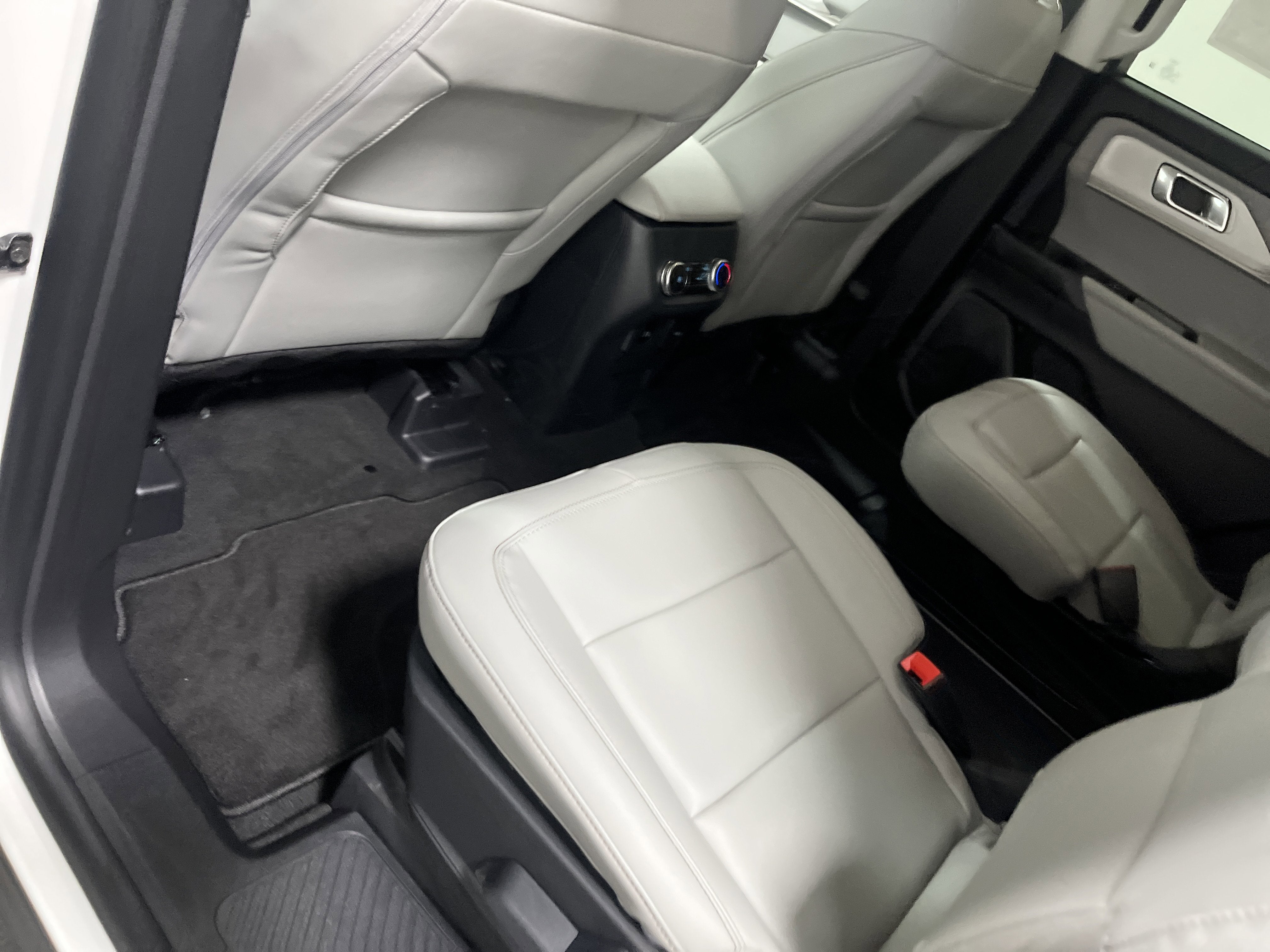 2026 Ford Explorer Active AWD