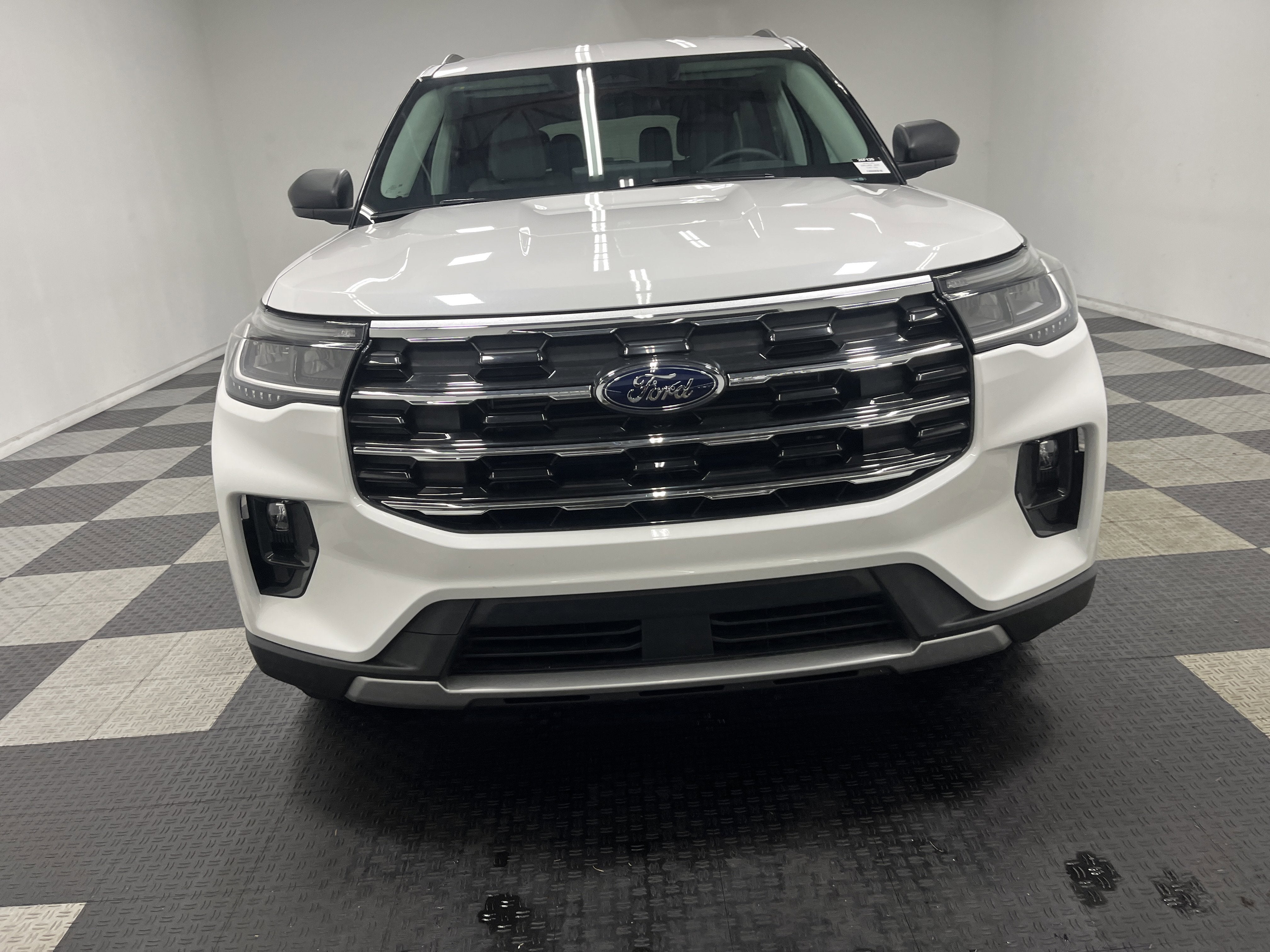 2026 Ford Explorer Active AWD