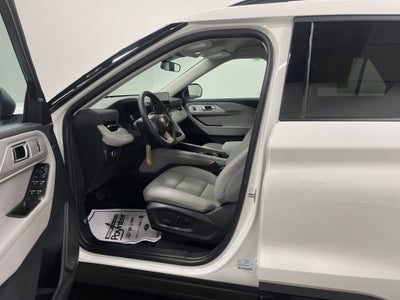 2026 Ford Explorer Active AWD