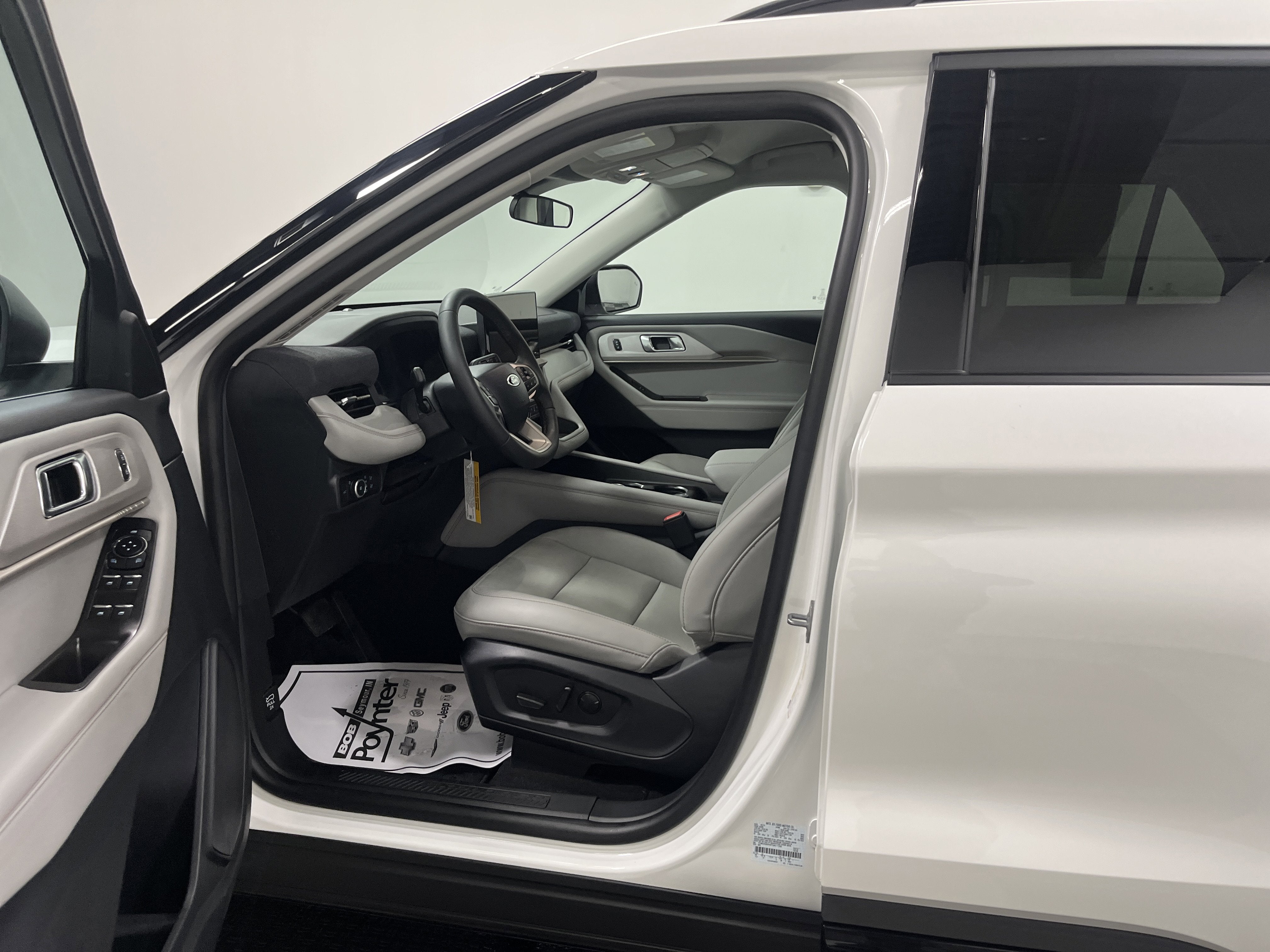 2026 Ford Explorer Active AWD