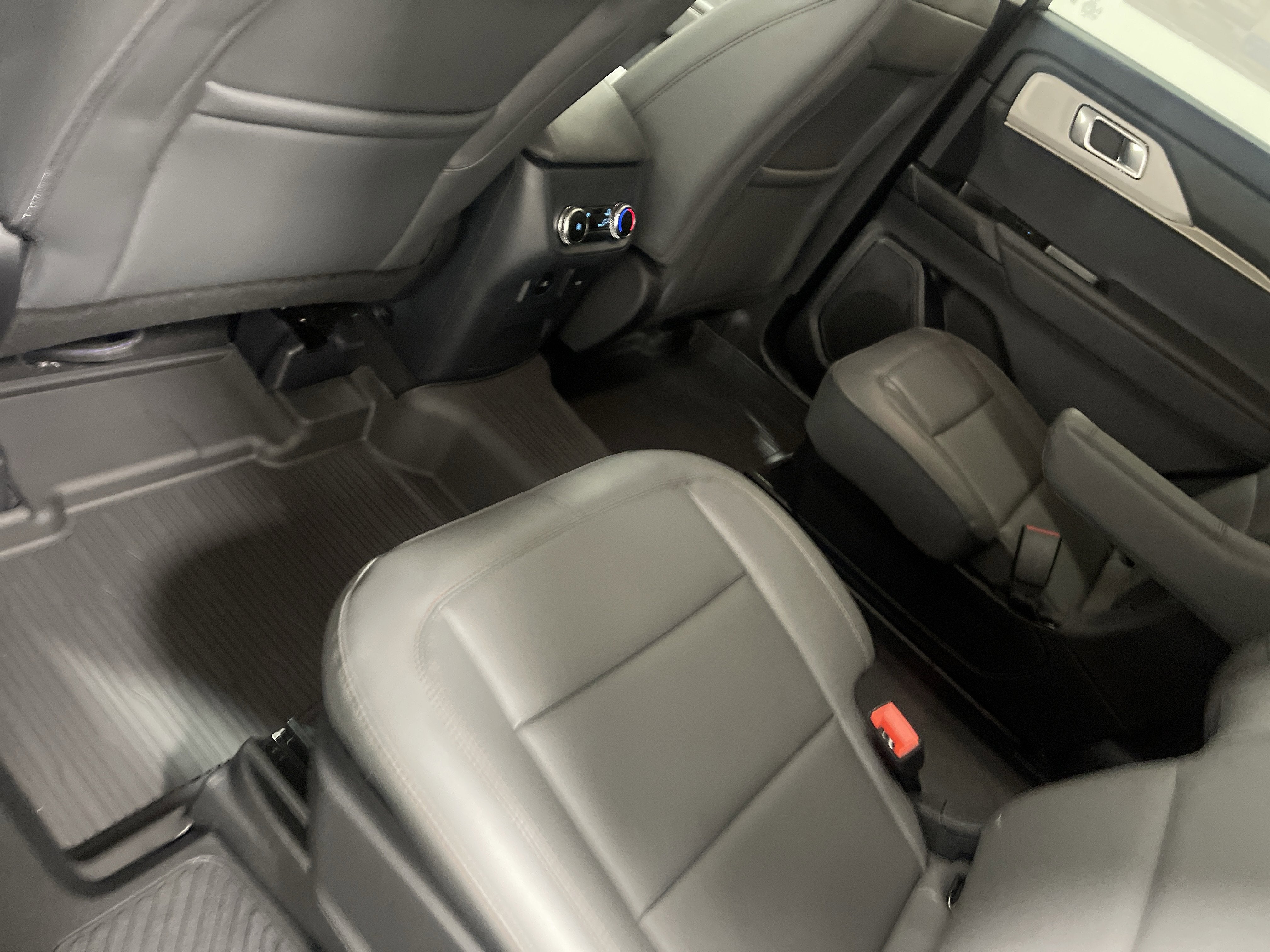 2026 Ford Explorer Active AWD