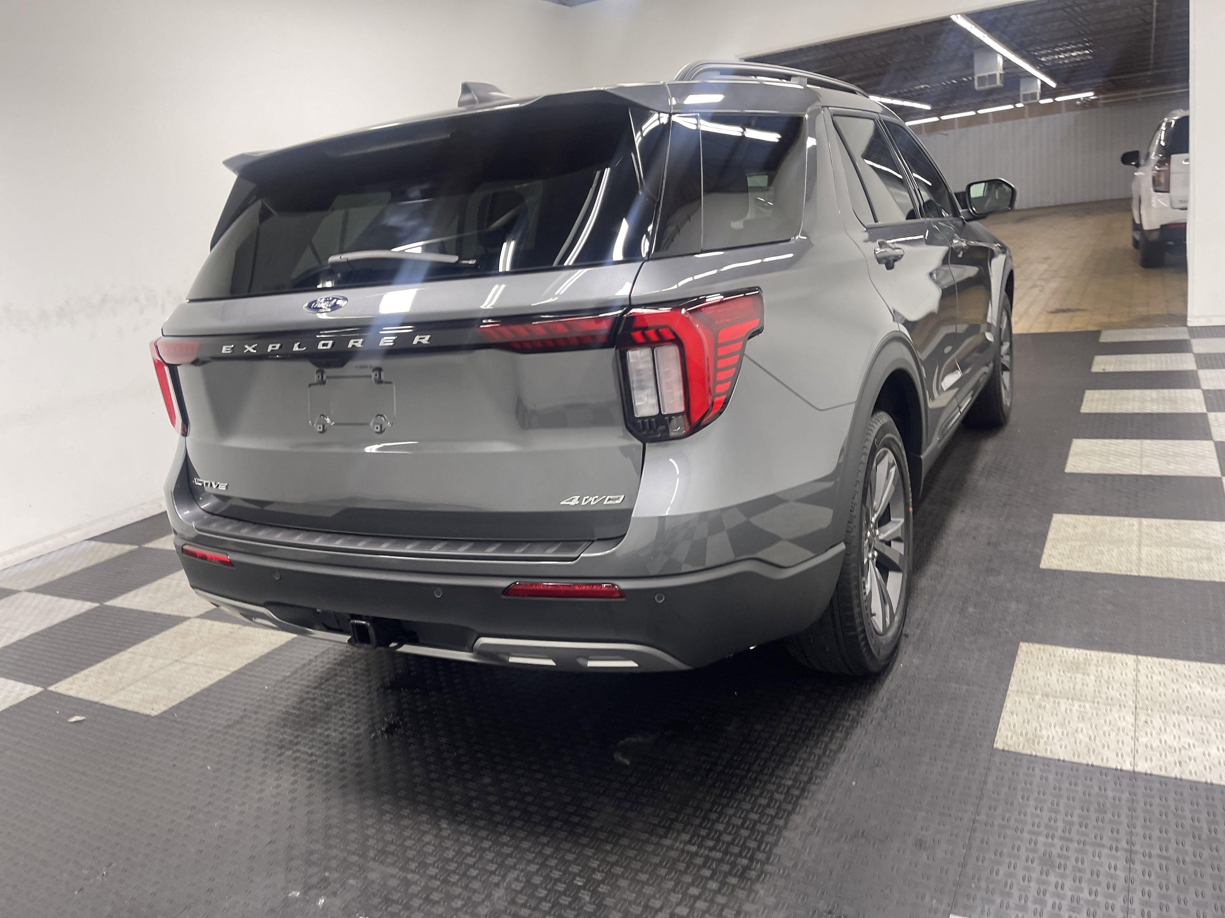 2026 Ford Explorer Active AWD