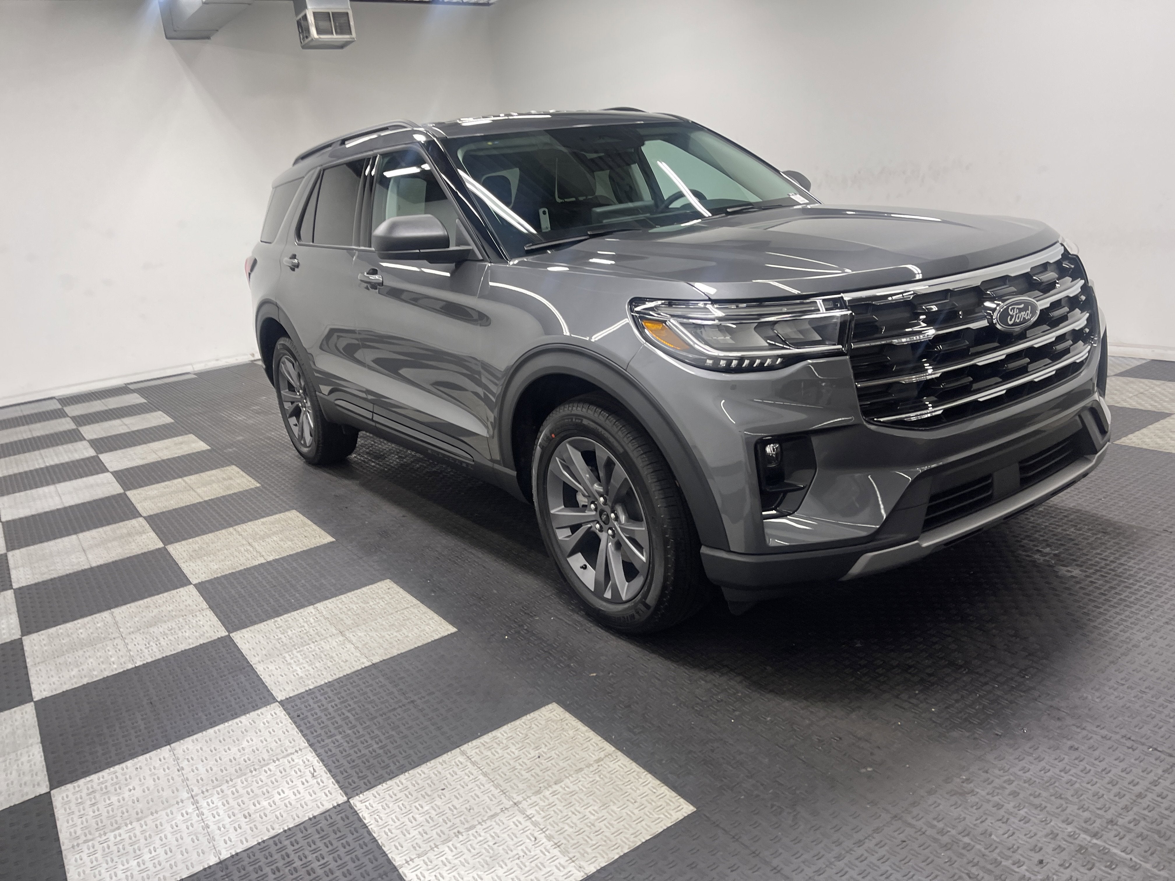2026 Ford Explorer Active AWD
