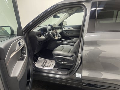 2026 Ford Explorer Active AWD