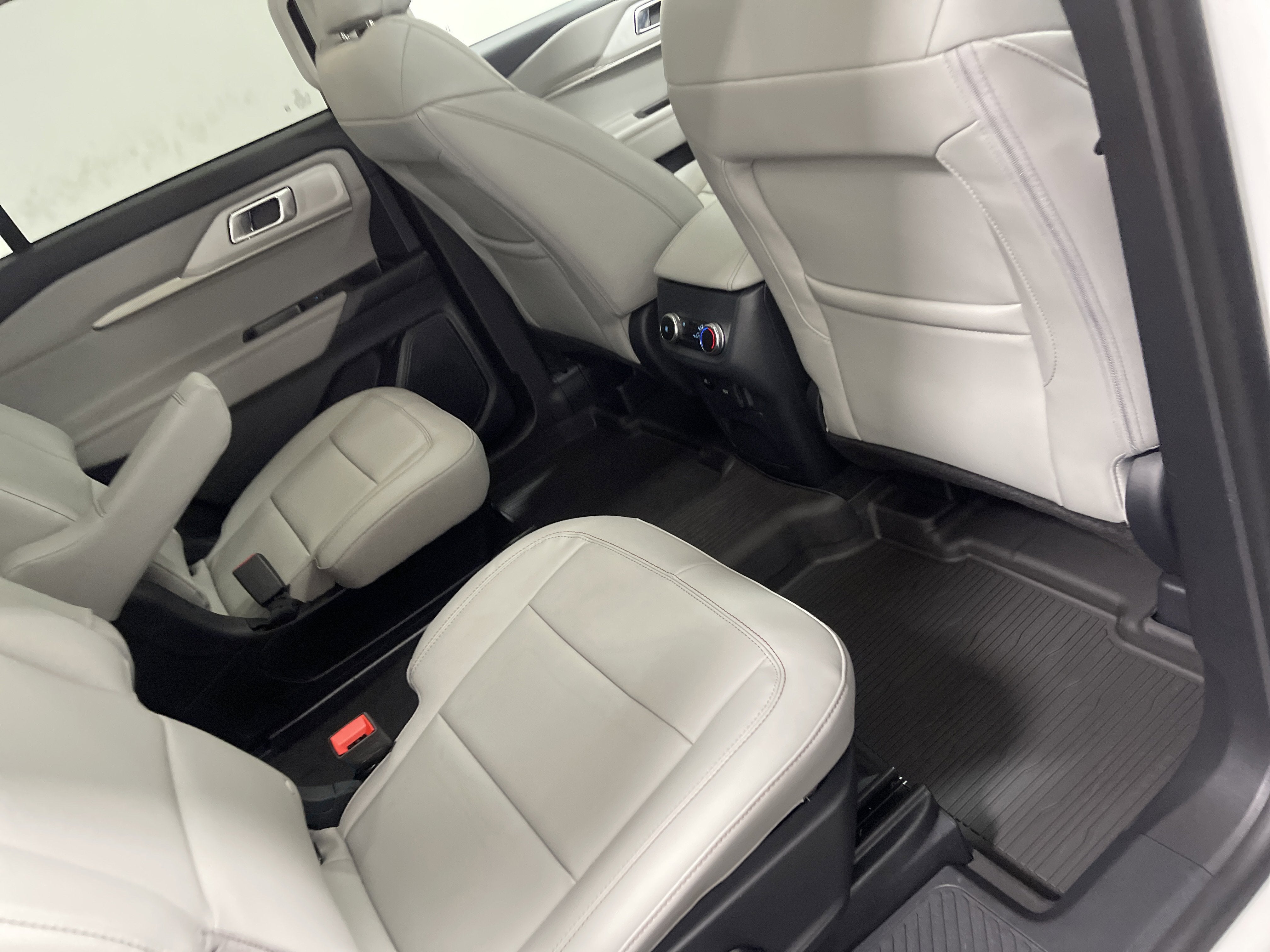 2026 Ford Explorer Active AWD