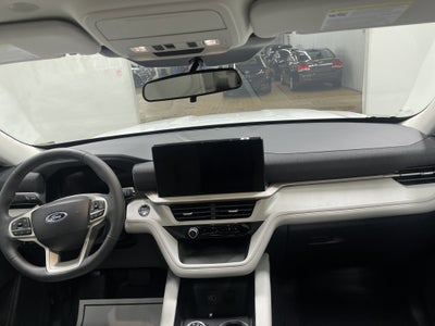 2026 Ford Explorer Active AWD