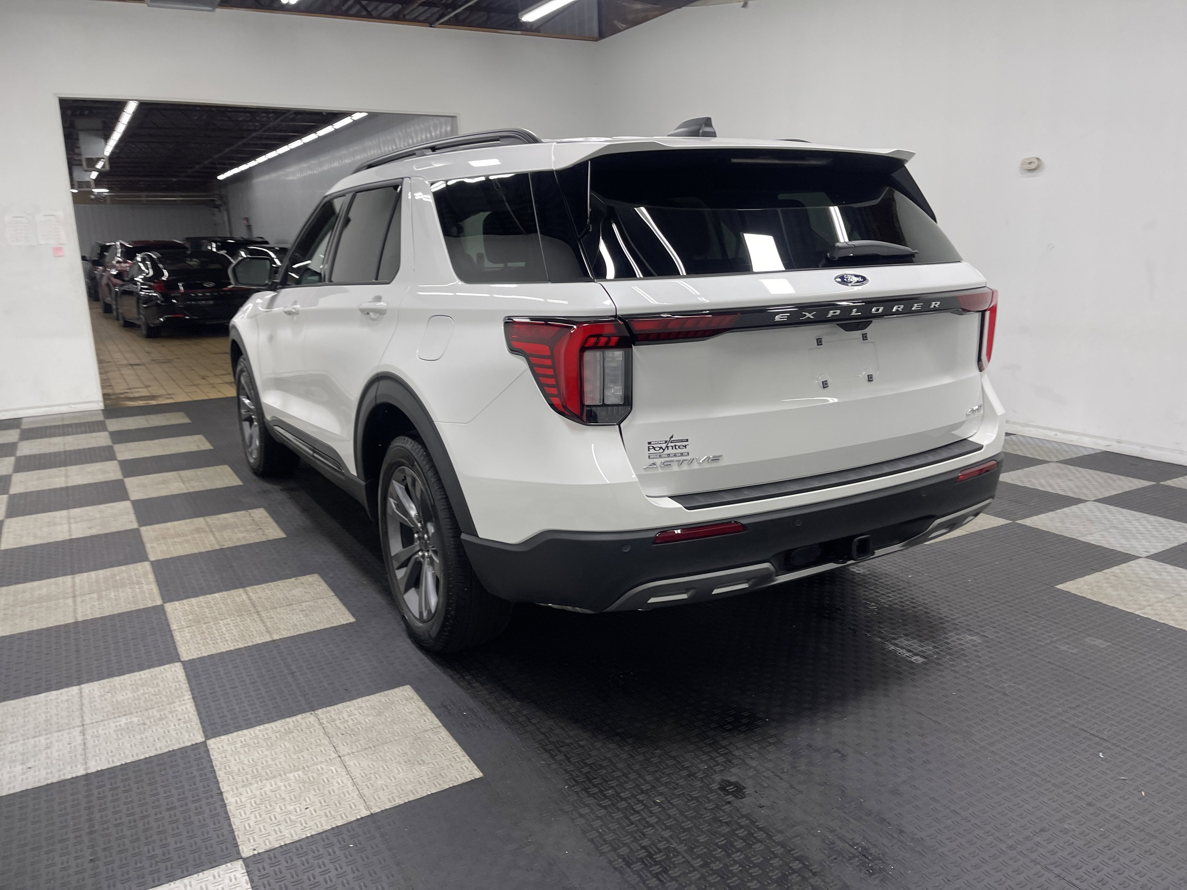 2026 Ford Explorer Active AWD