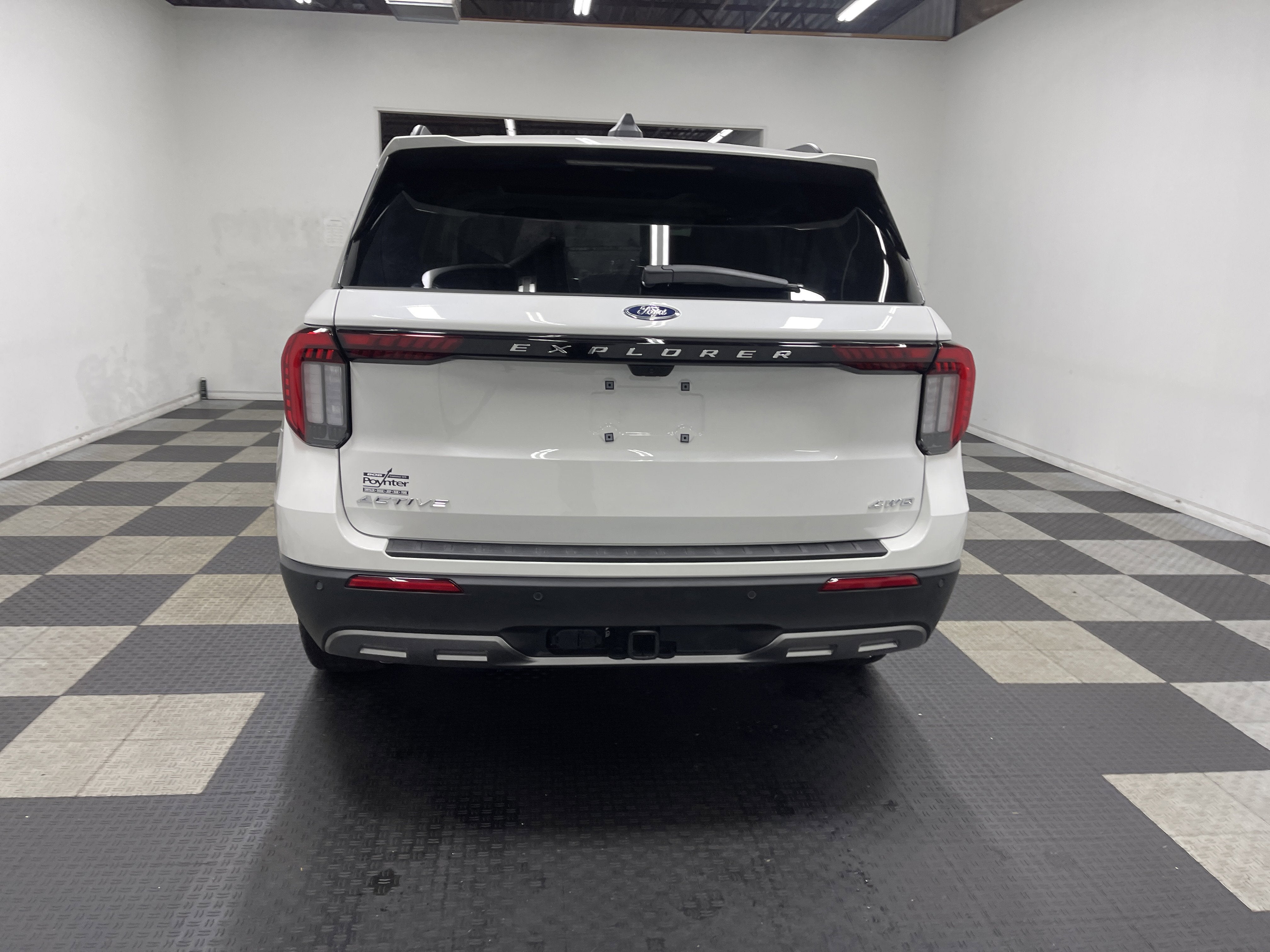 2026 Ford Explorer Active AWD