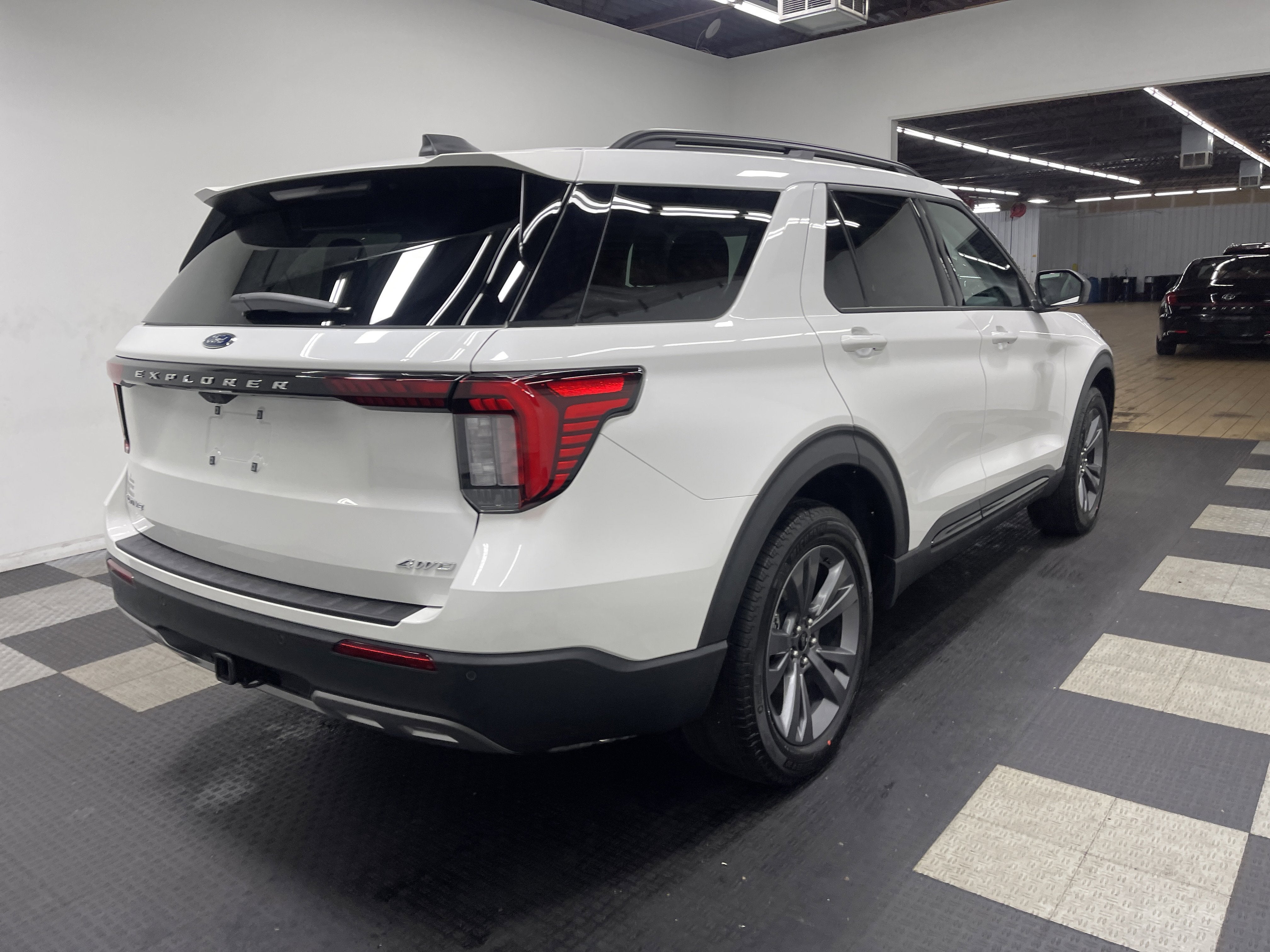 2026 Ford Explorer Active AWD