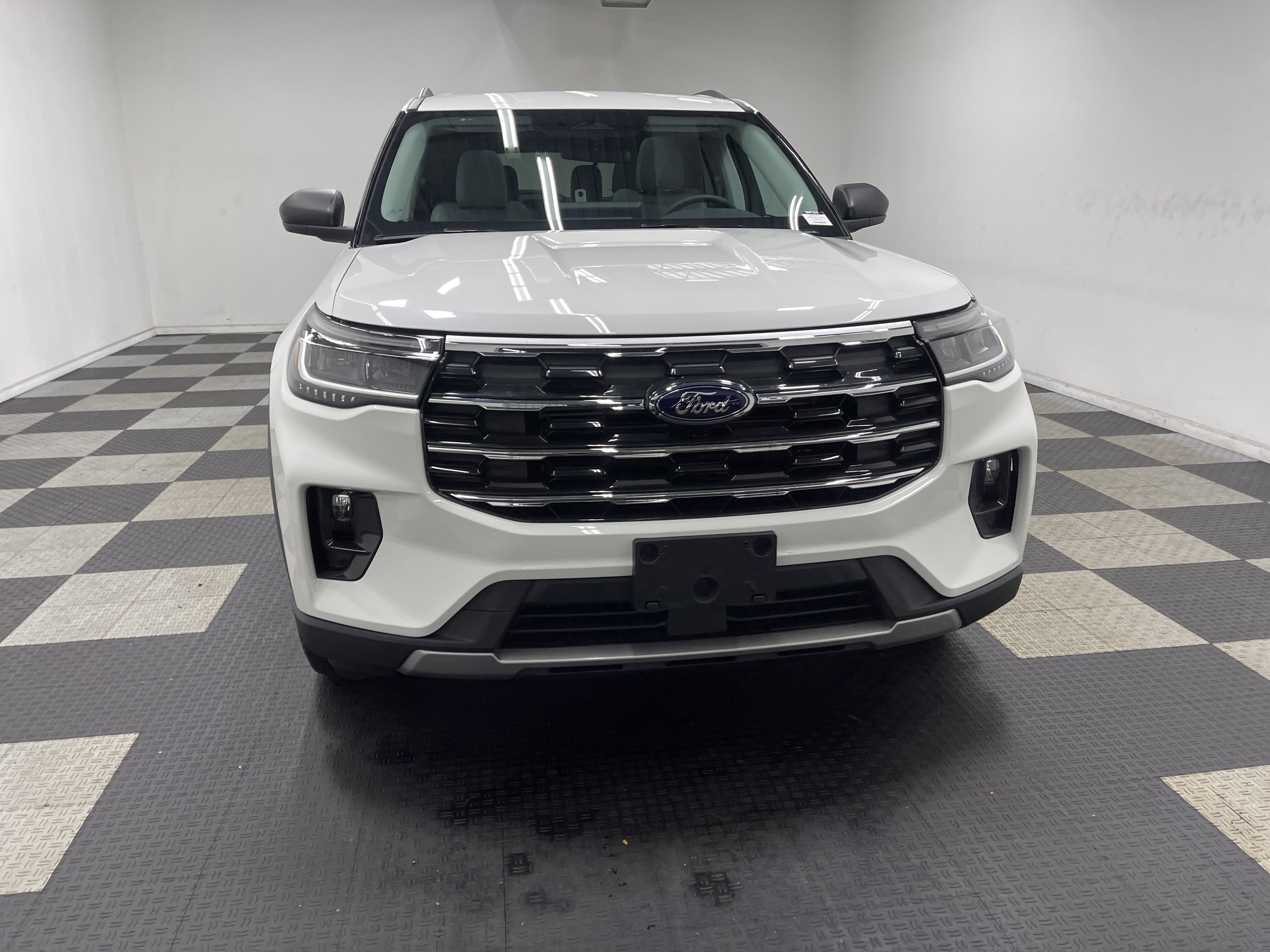 2026 Ford Explorer Active AWD