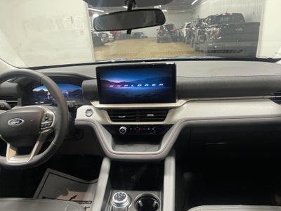 2026 Ford Explorer Active AWD