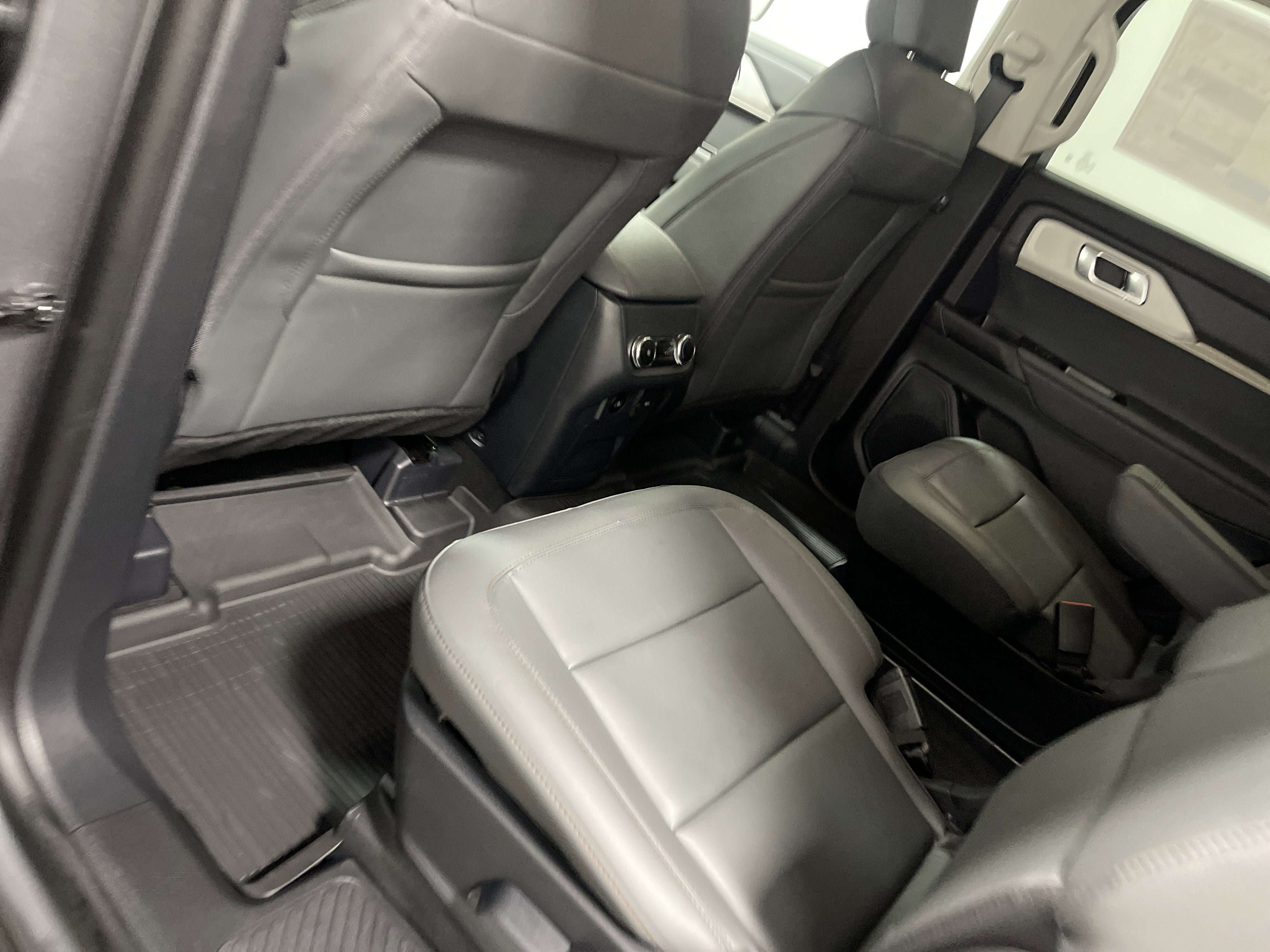 2026 Ford Explorer Active AWD