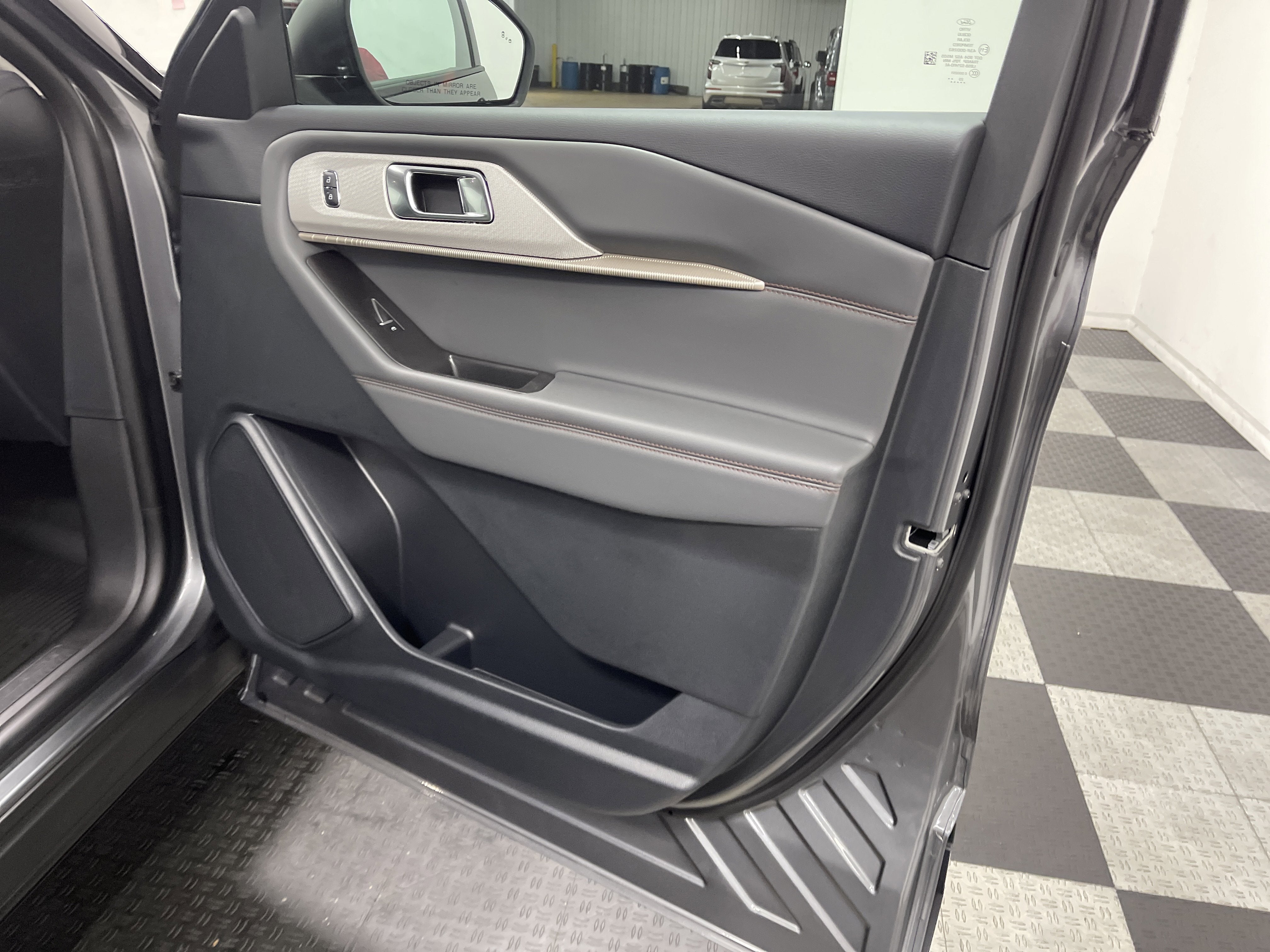 2026 Ford Explorer Active AWD