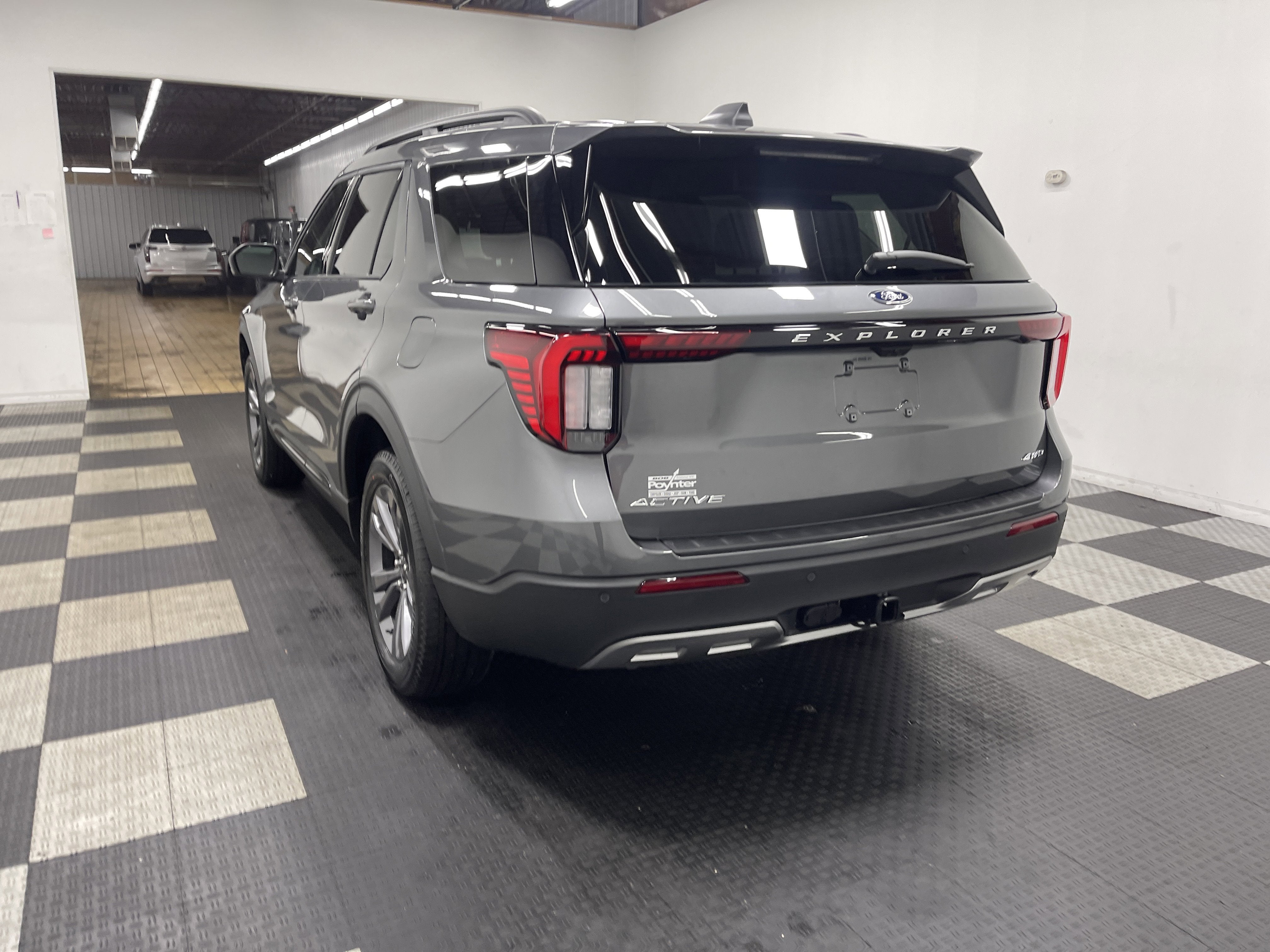 2026 Ford Explorer Active AWD