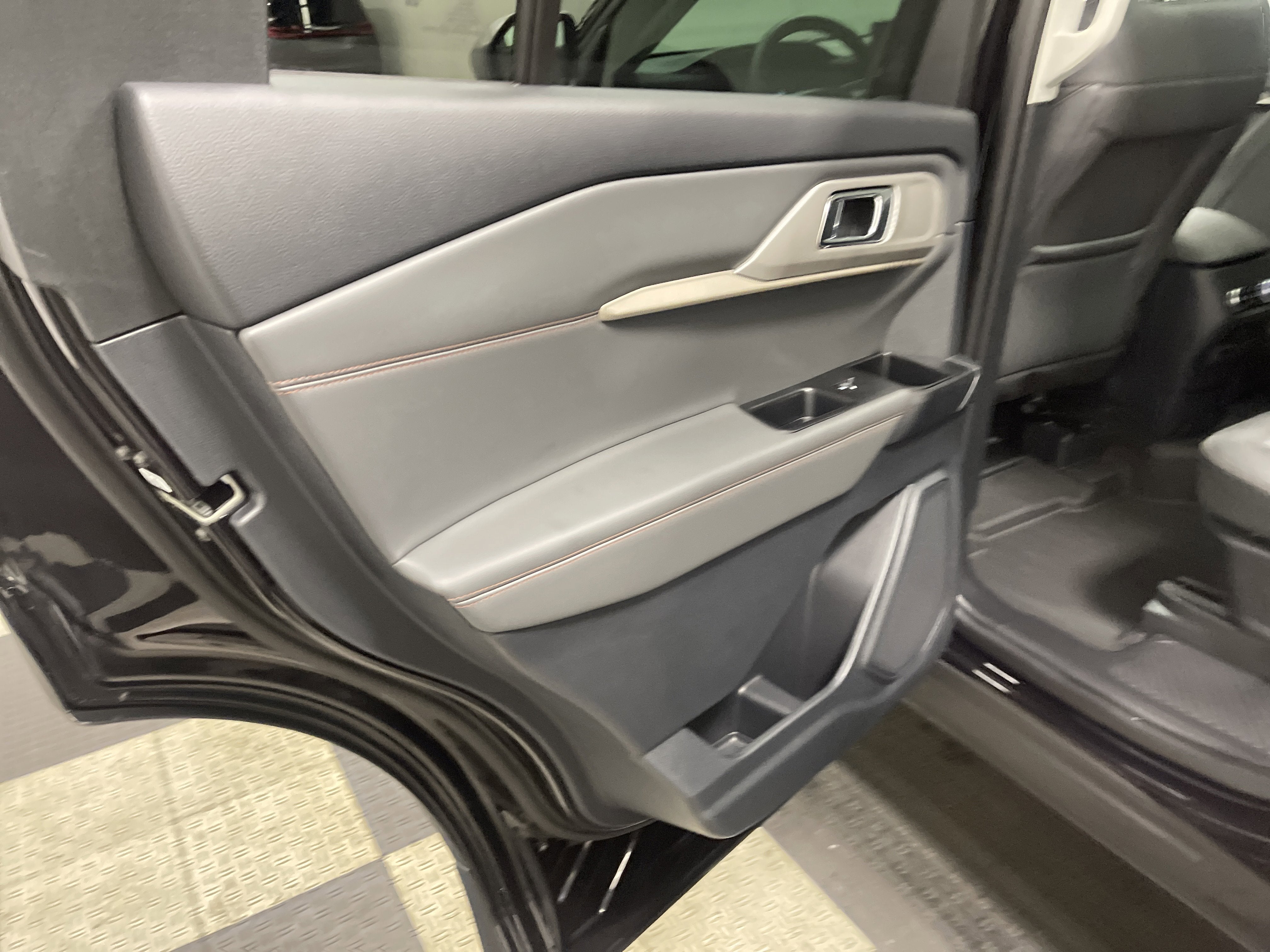 2026 Ford Explorer Active AWD