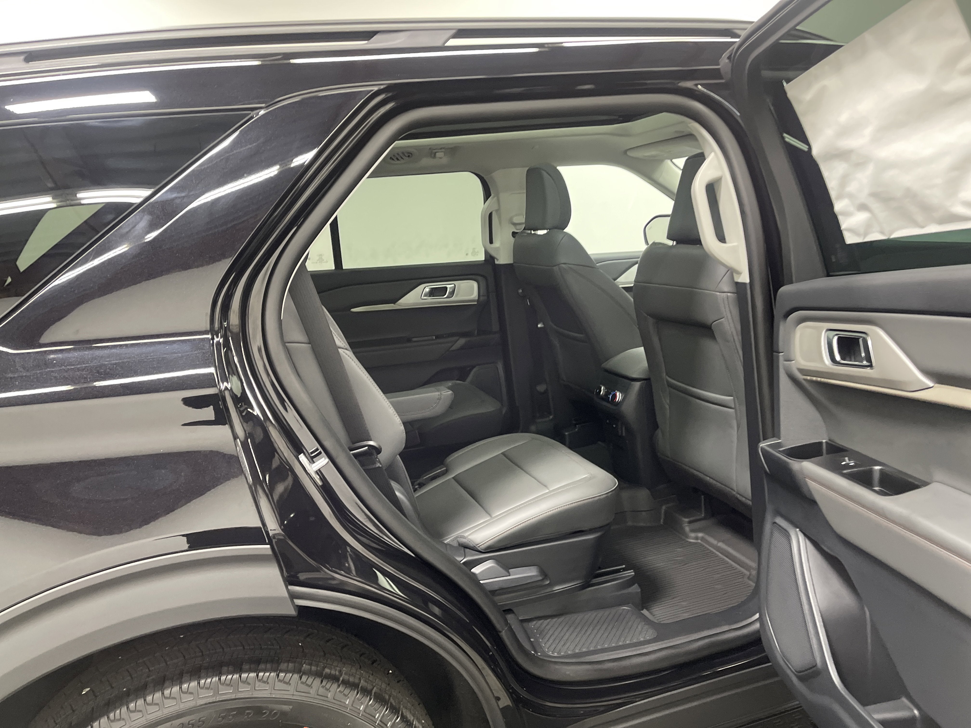 2026 Ford Explorer Active AWD