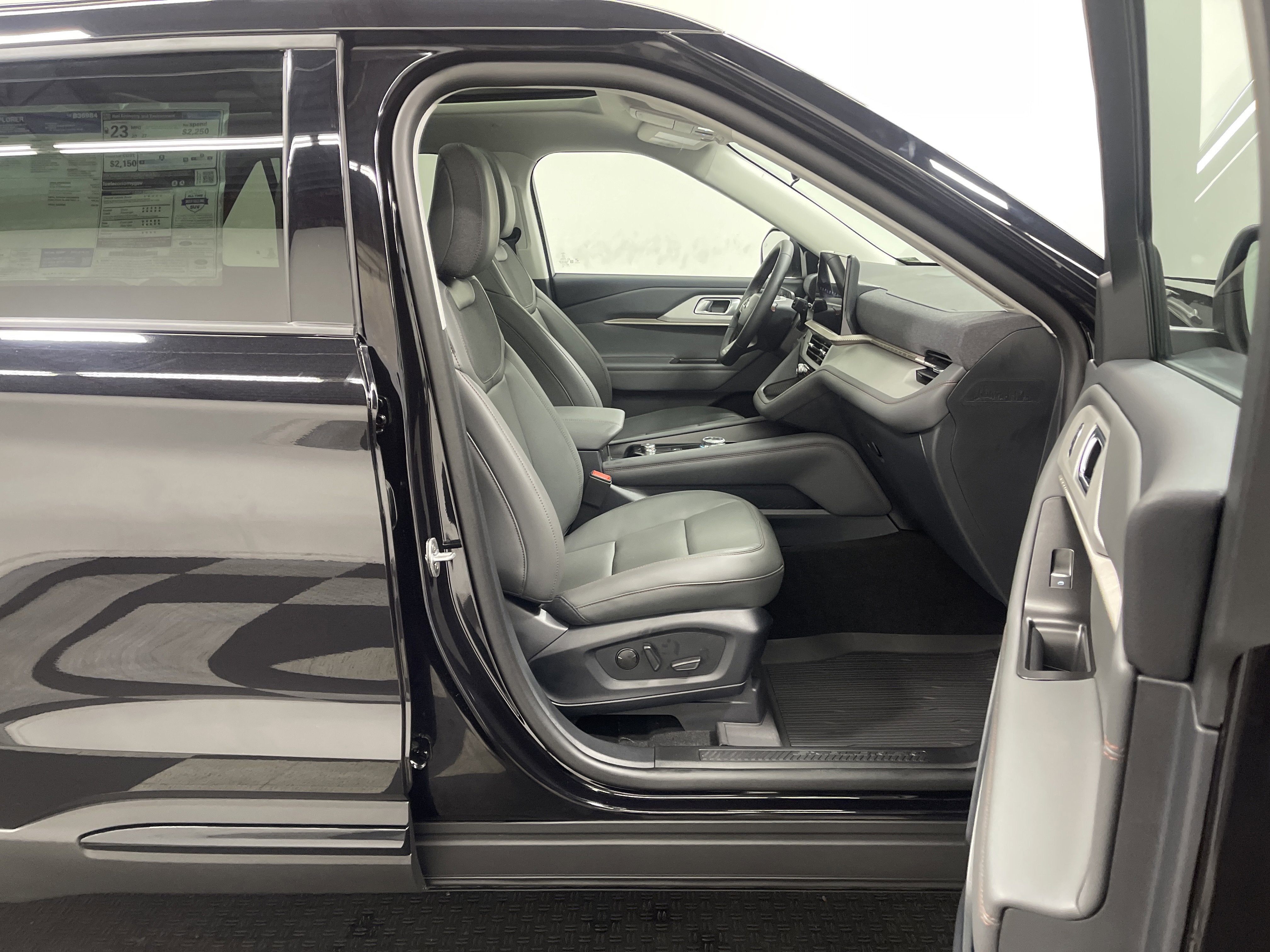 2026 Ford Explorer Active AWD