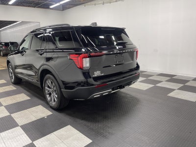 2026 Ford Explorer Active AWD