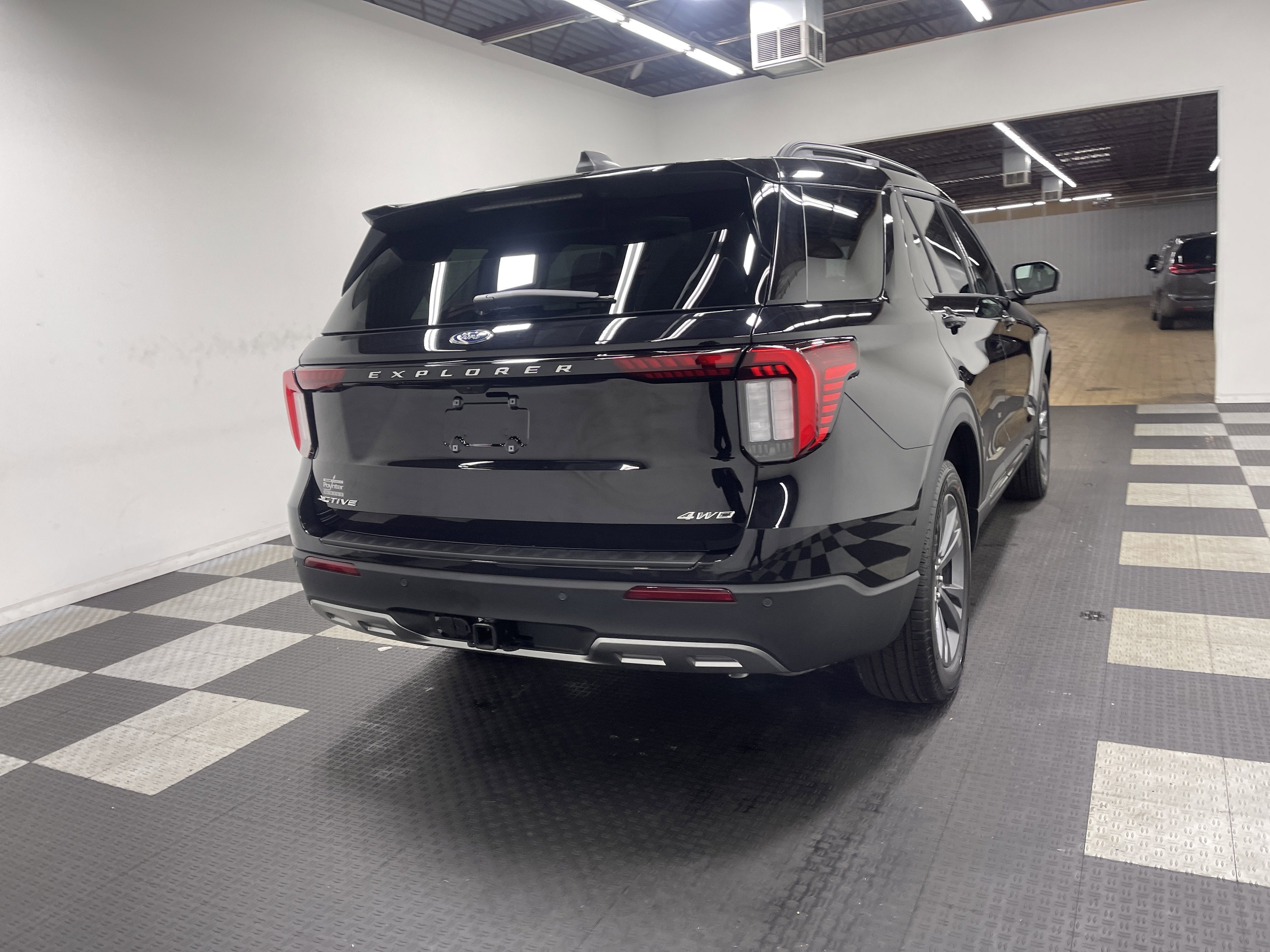 2026 Ford Explorer Active AWD