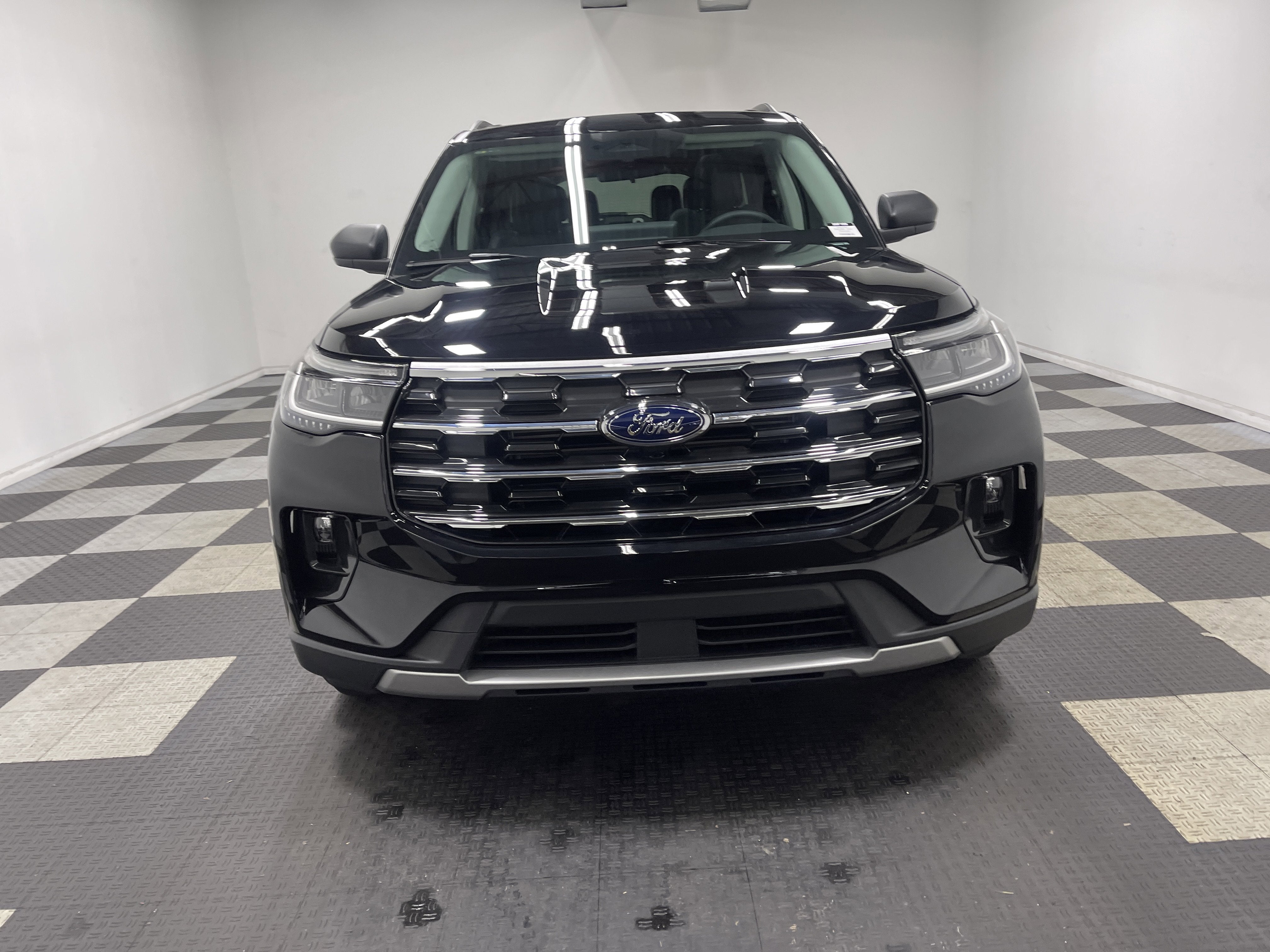 2026 Ford Explorer Active AWD