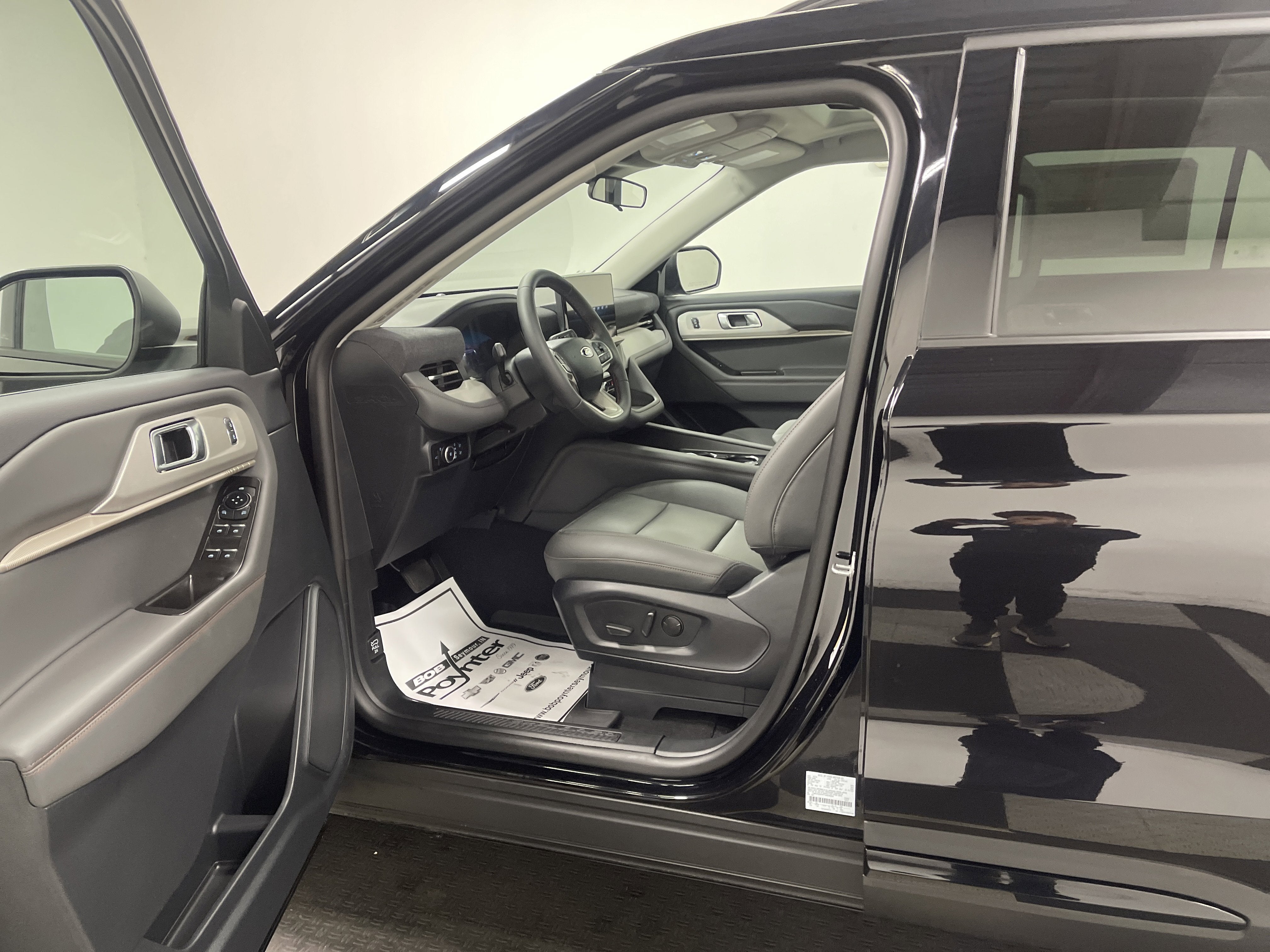 2026 Ford Explorer Active AWD