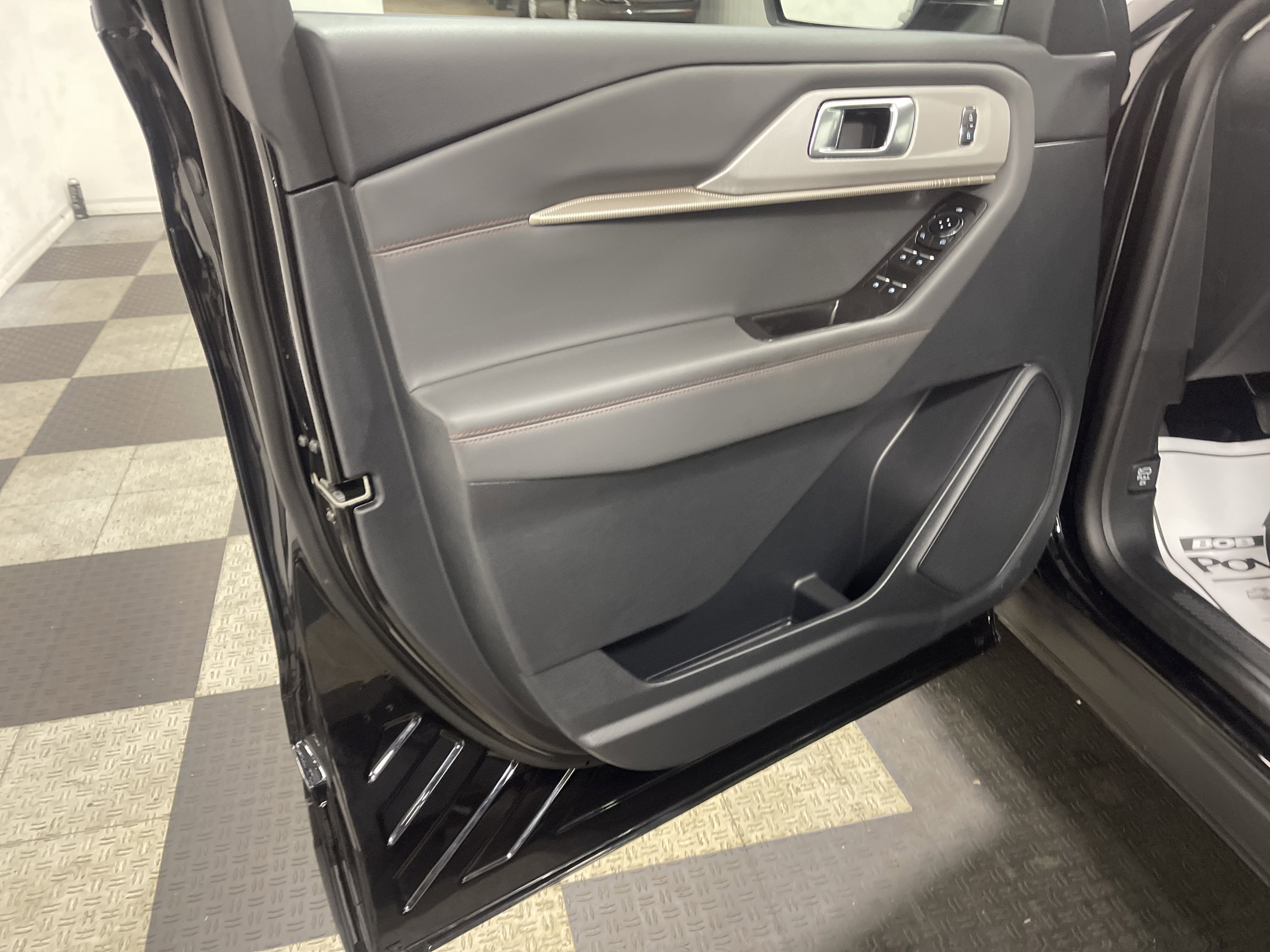 2026 Ford Explorer Active AWD