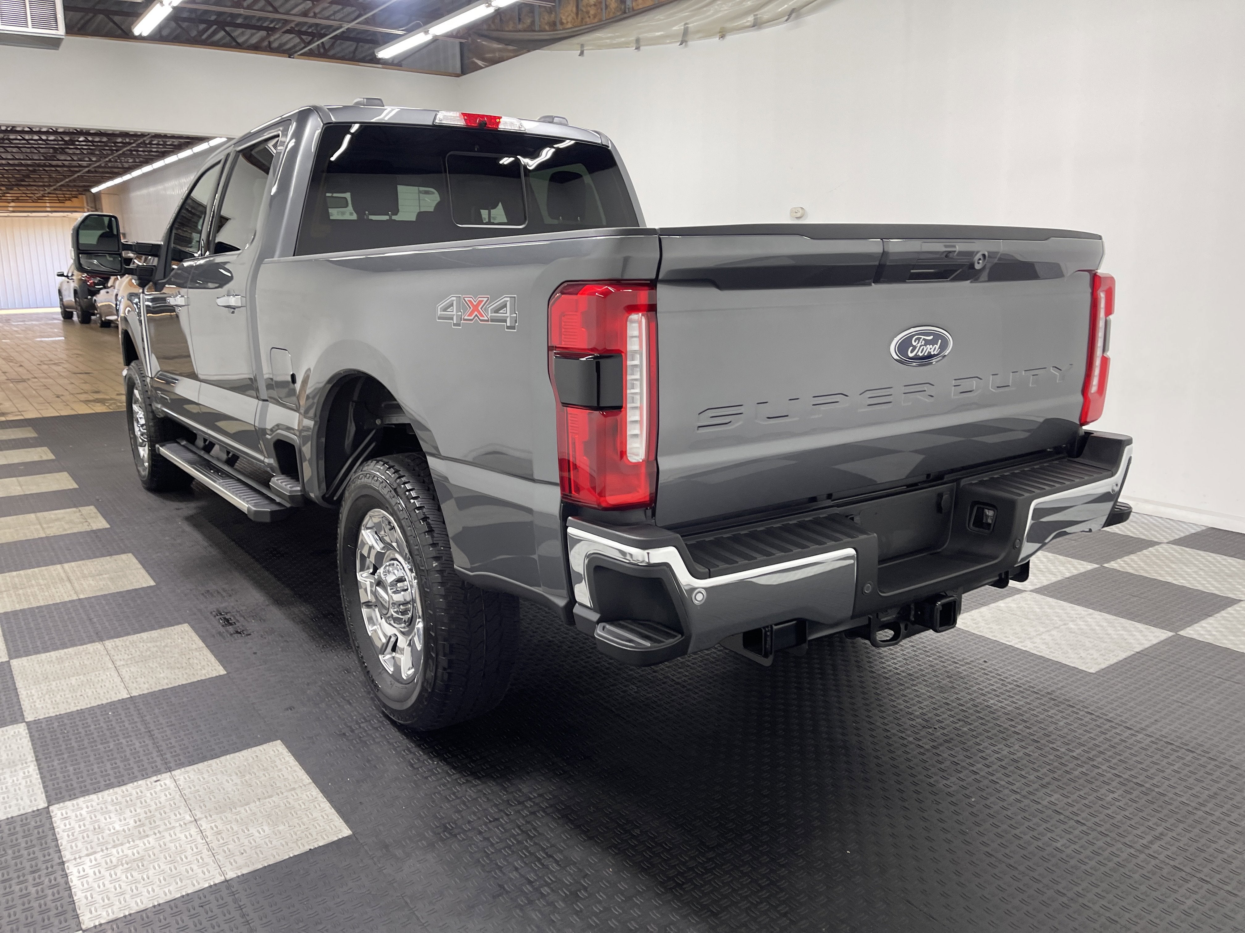 2026 Ford Super Duty F-250 SRW LARIAT
